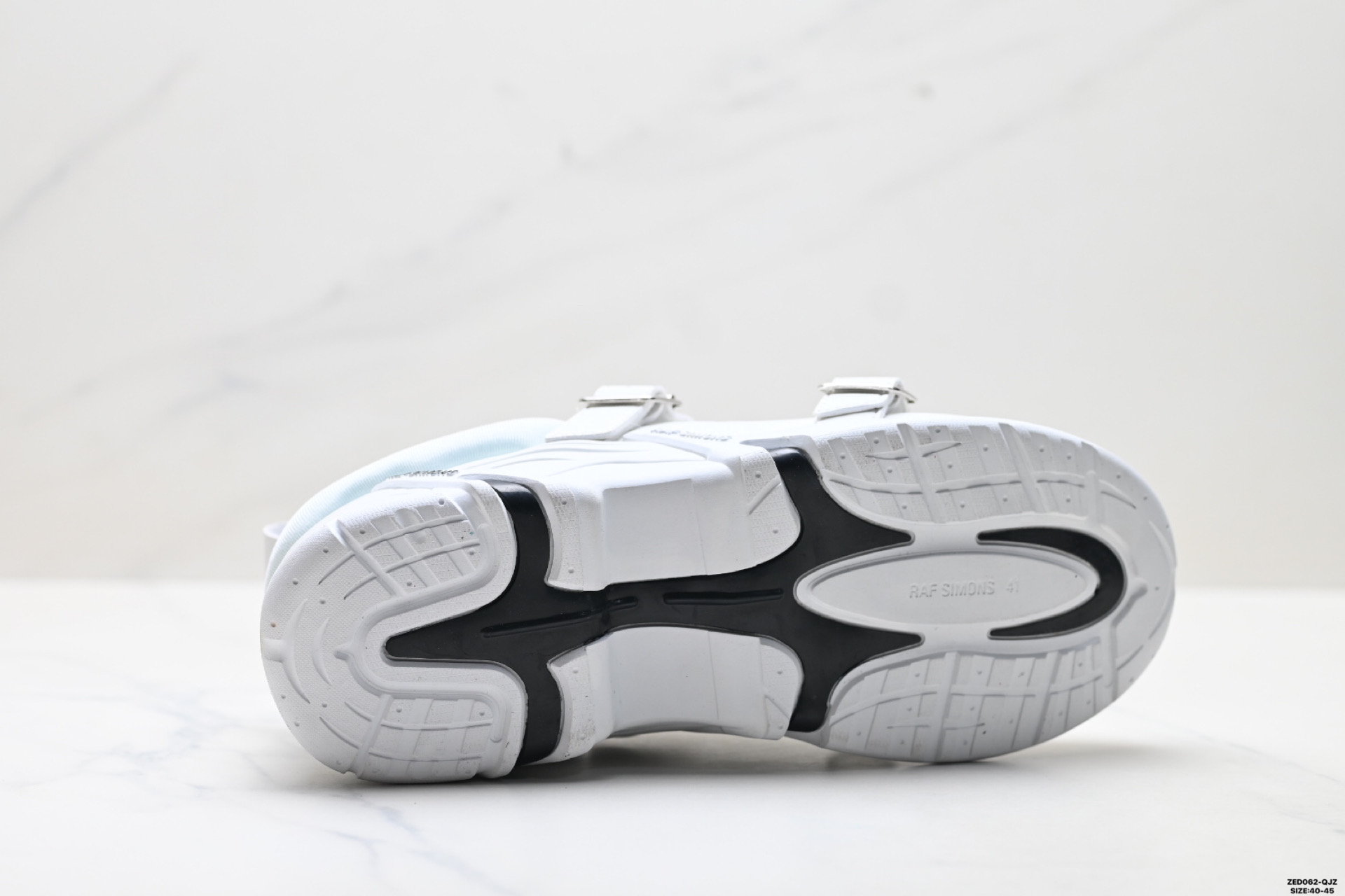 280 RAF SIMONS CYLON-21 潮流运动 织物皮革 圆头系带 低帮休闲鞋 HR740004L-0061