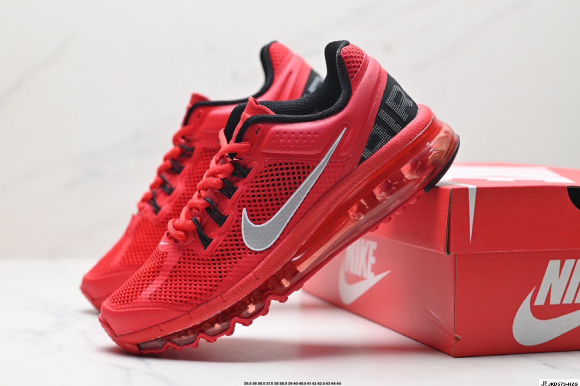 180 Nike Air Max 2013 联名气垫跑鞋 HF3660-101