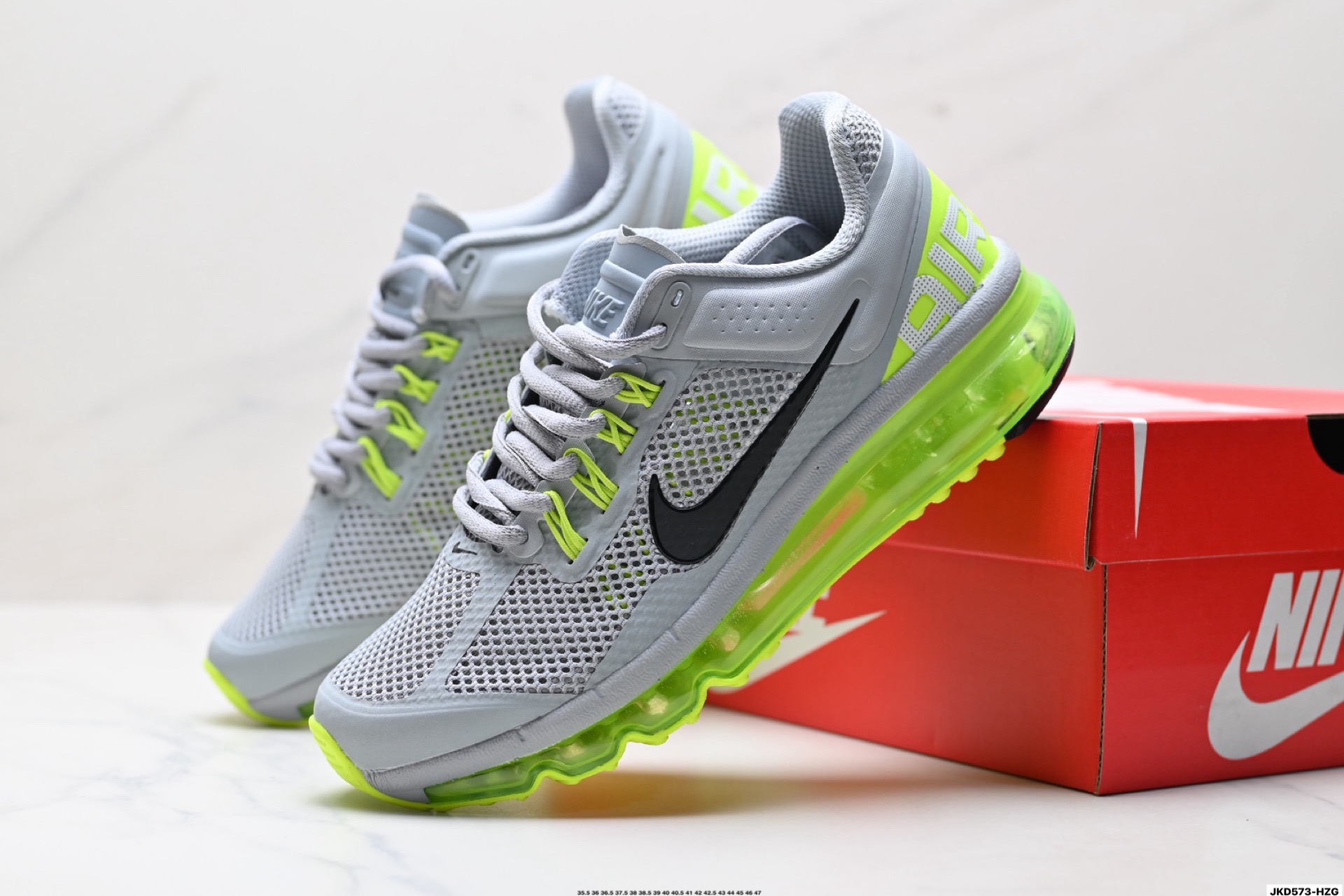 180 Nike Air Max 2013 联名气垫跑鞋 HF3660-101