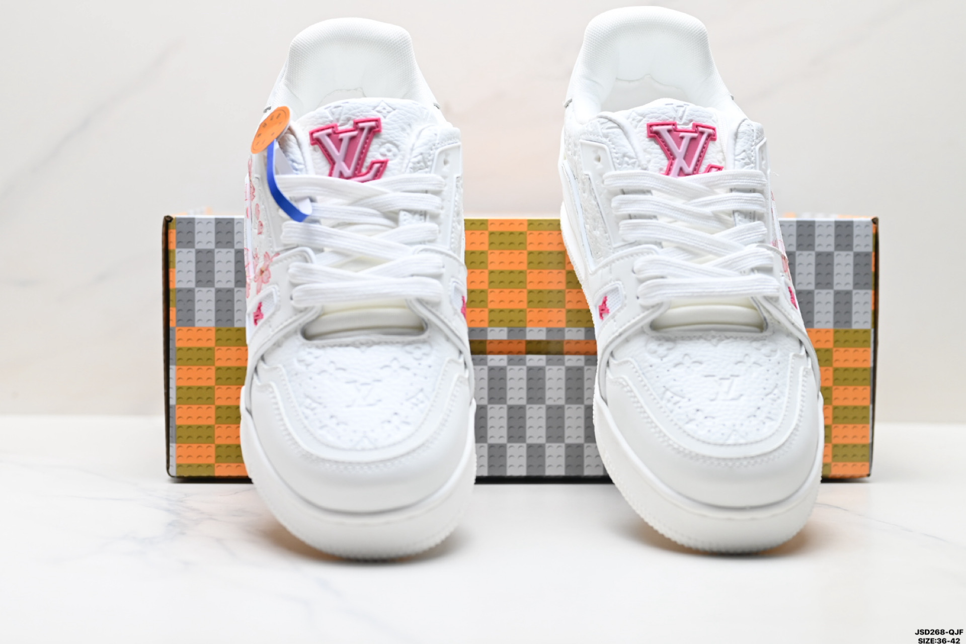 220 Louis Vuitton Trainer Sneaker Low 路易威登 休闲运动文化百搭板鞋