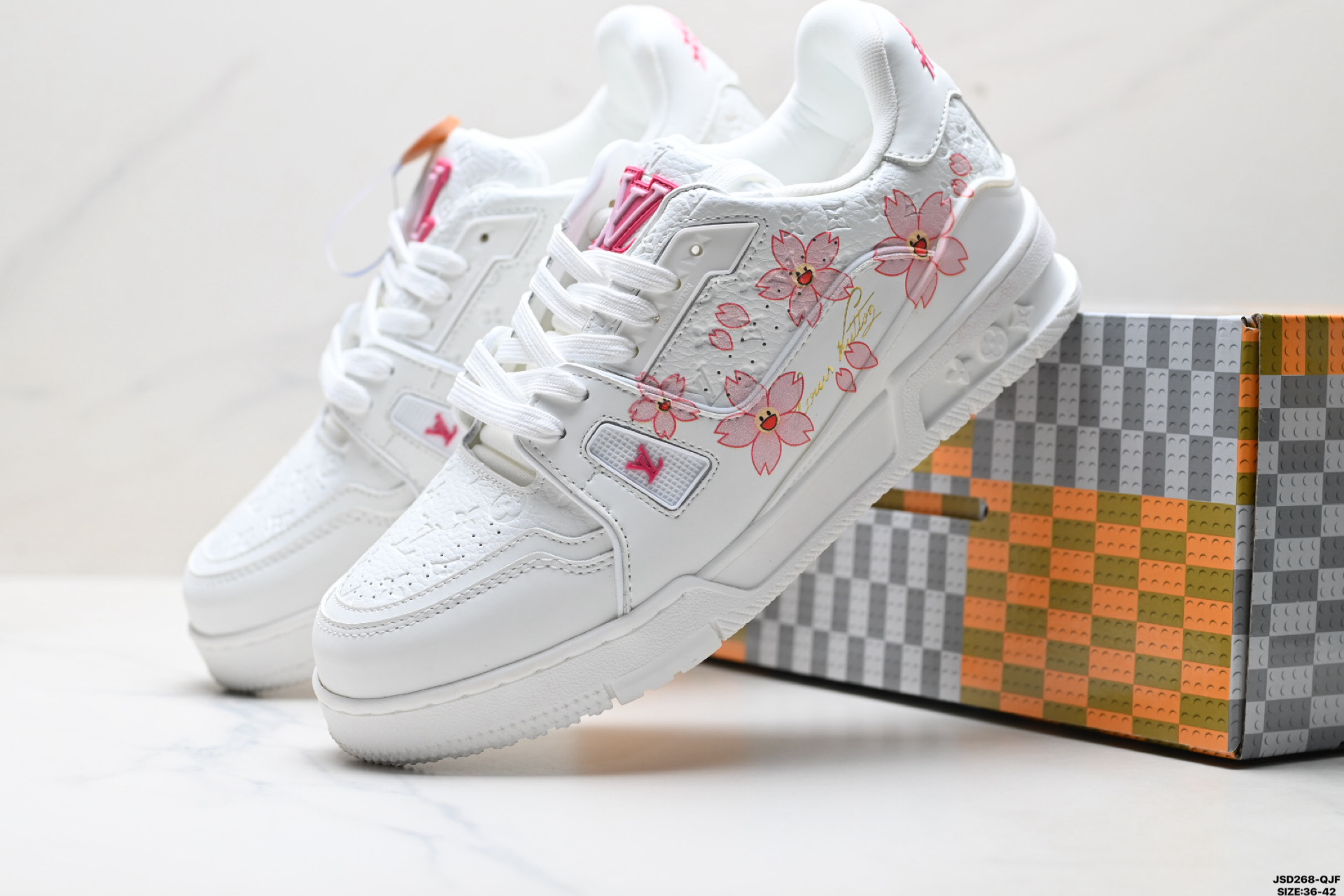 220 Louis Vuitton Trainer Sneaker Low 路易威登 休闲运动文化百搭板鞋