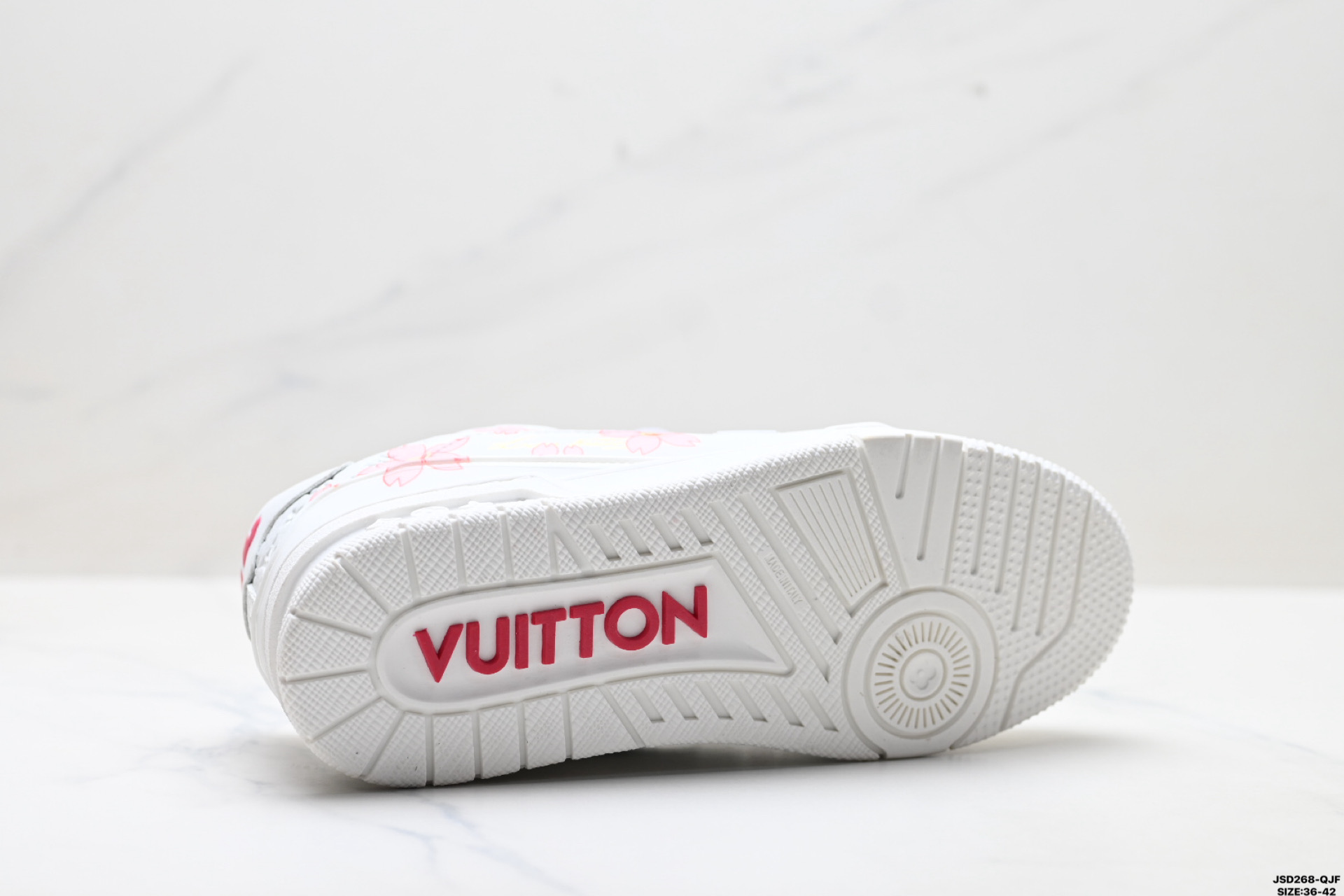 220 Louis Vuitton Trainer Sneaker Low 路易威登 休闲运动文化百搭板鞋