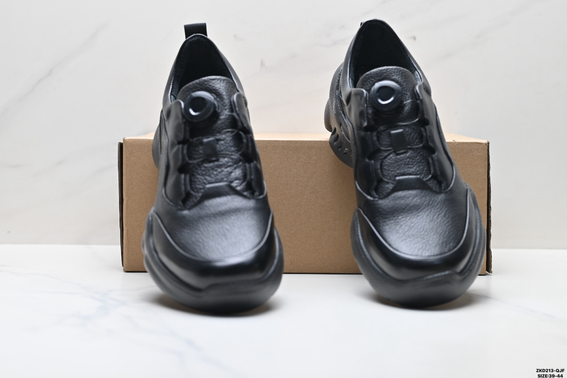 290 Ecco爱步 BIOM AEX 舒适时尚 简约时尚 减震防滑 低帮休闲鞋 戈尔防水薄膜内衬提供强大的透气性与防水性 875825-558-Chinese UA Cheap High Quatity Brand Clothes Bags handbags Sneakers wholesale wholesaler seller from China Factory suppliers Fashion Clothing Shoes best Quality Beautiful Price 290 Ecco爱步 BIOM AEX 舒适时尚 简约时尚 减震防滑 低帮休闲鞋 戈尔防水薄膜内衬提供强大的透气性与防水性 875825-558