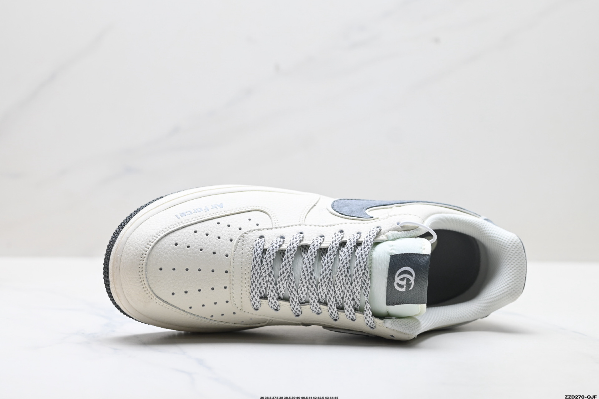 270 NIKE AIR FORCE 1‘07 LV8 XL1982-330