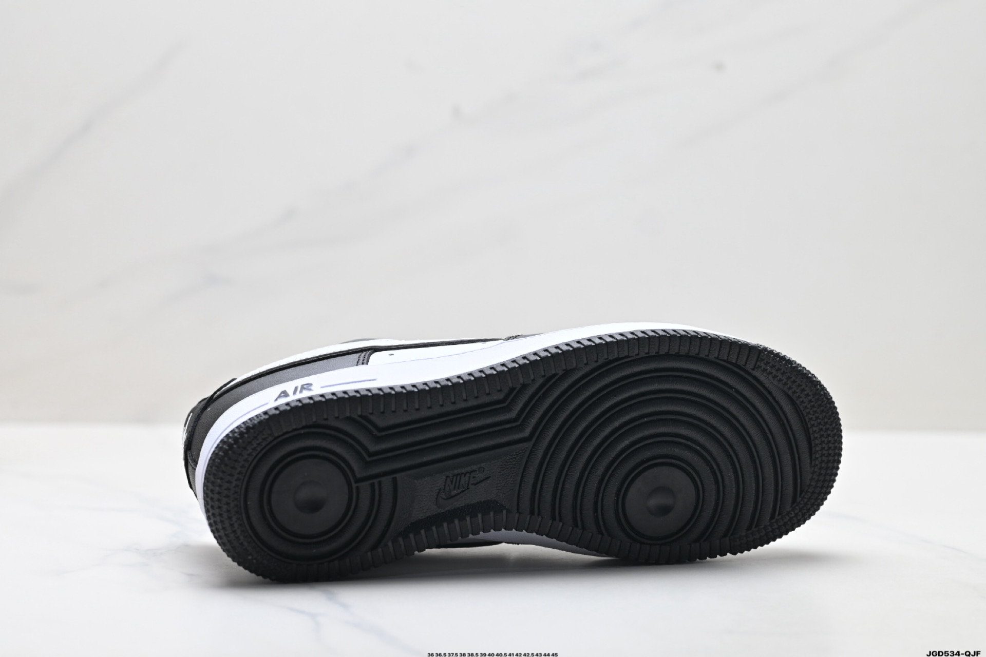 200 NIKE AIR FORCE 1‘07 DV0788-001