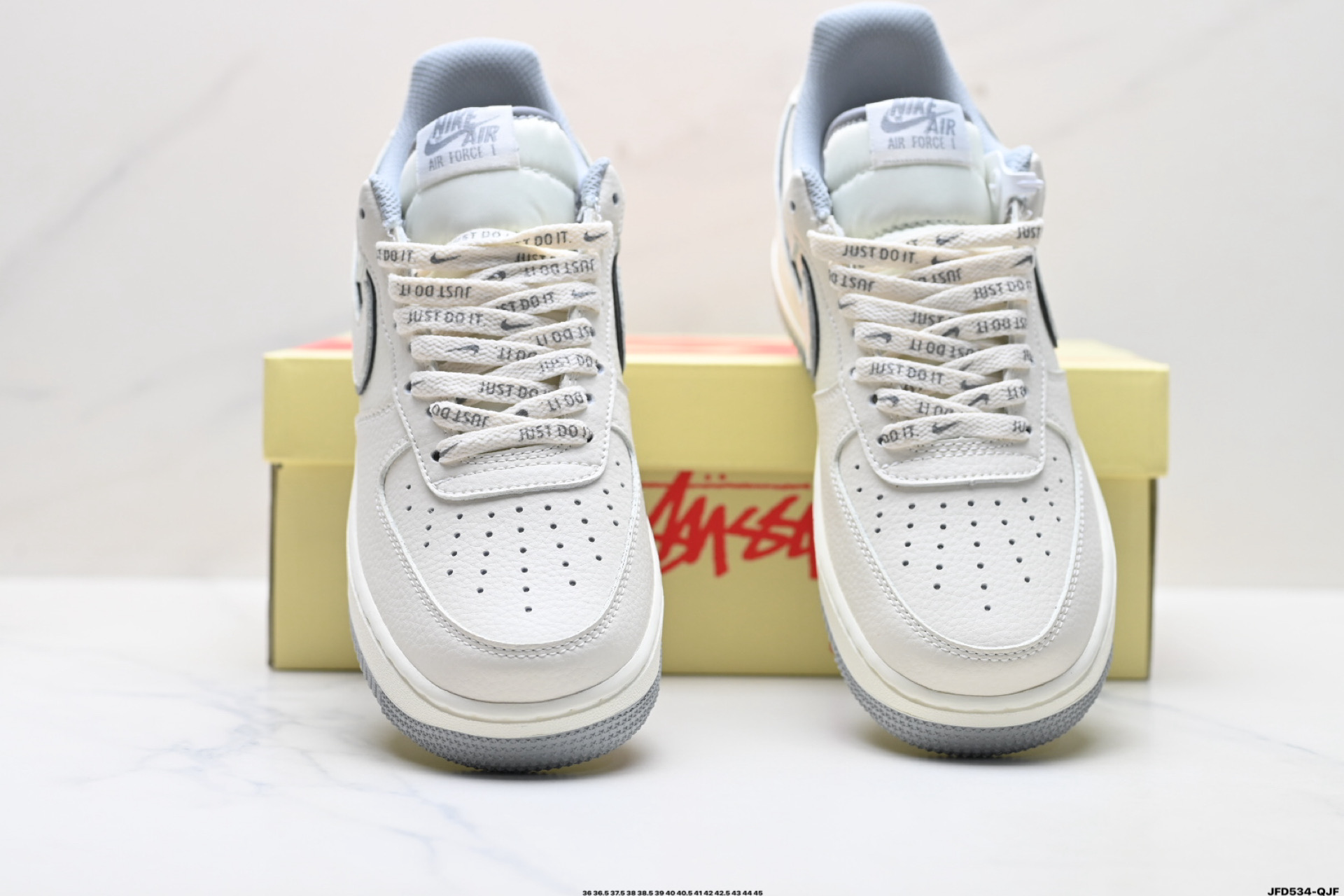 190 NIKE AIR FORCE 1‘07 UN1815-802