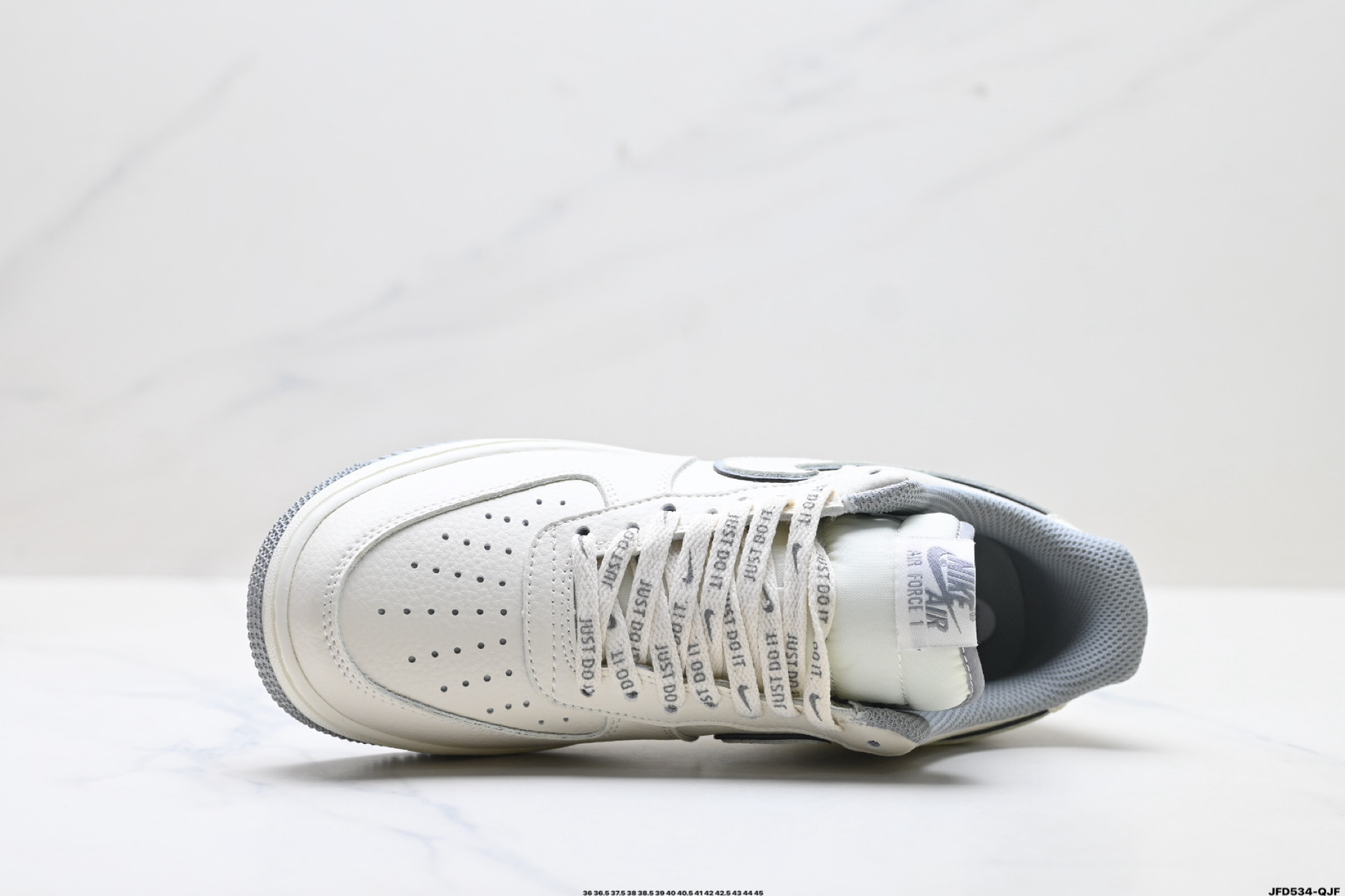 190 NIKE AIR FORCE 1‘07 UN1815-802