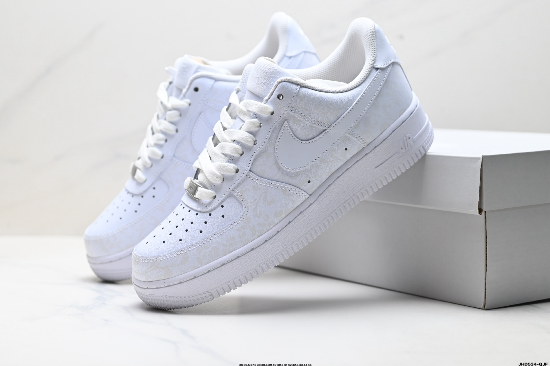 NIKE AIR FORCE 1‘07 CW2288-111