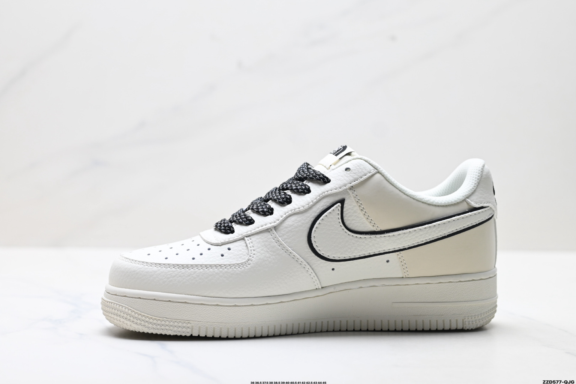 270 NIKE AIR FORCE 1‘07 LV8 CS5288-062