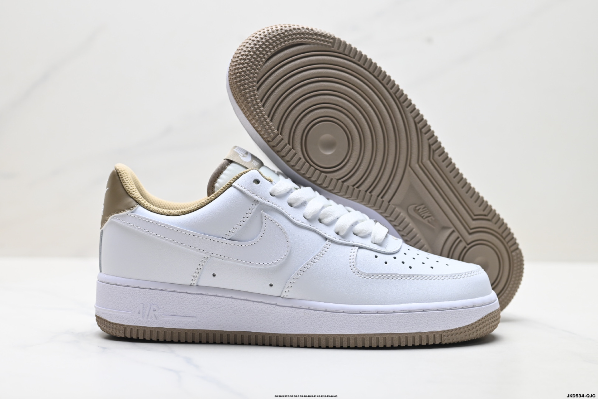 180 耐克Nike Air Force 1’07空军一号低帮百搭休闲运动板鞋 DR9867-100