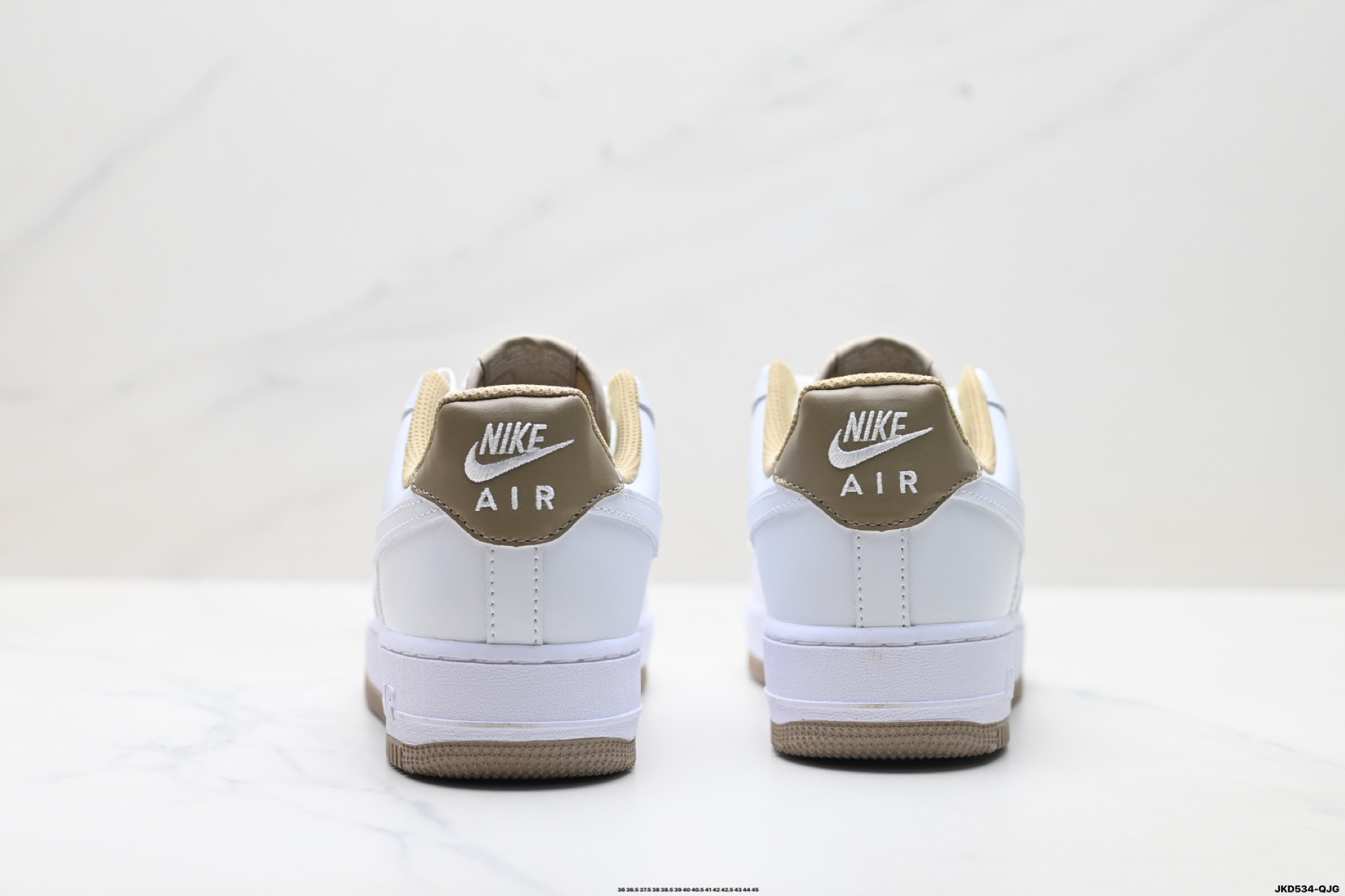 180 耐克Nike Air Force 1’07空军一号低帮百搭休闲运动板鞋 DR9867-100
