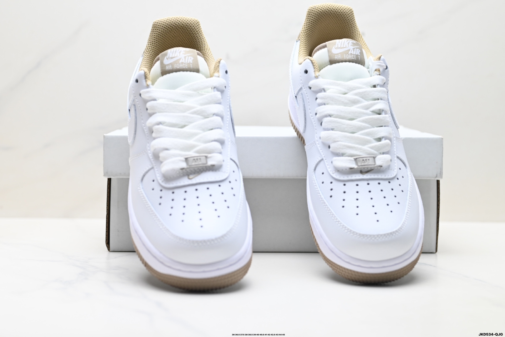 180 耐克Nike Air Force 1’07空军一号低帮百搭休闲运动板鞋 DR9867-100