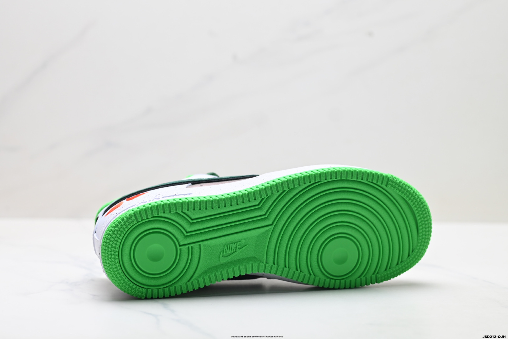 220 NIKE AIR FORCE 1‘07 IU7613-100-Chinese UA Cheap High Quatity Brand Clothes Bags handbags Sneakers wholesale wholesaler seller from China Factory suppliers Fashion Clothing Shoes best Quality Beautiful Price 220 NIKE AIR FORCE 1‘07 IU7613-100