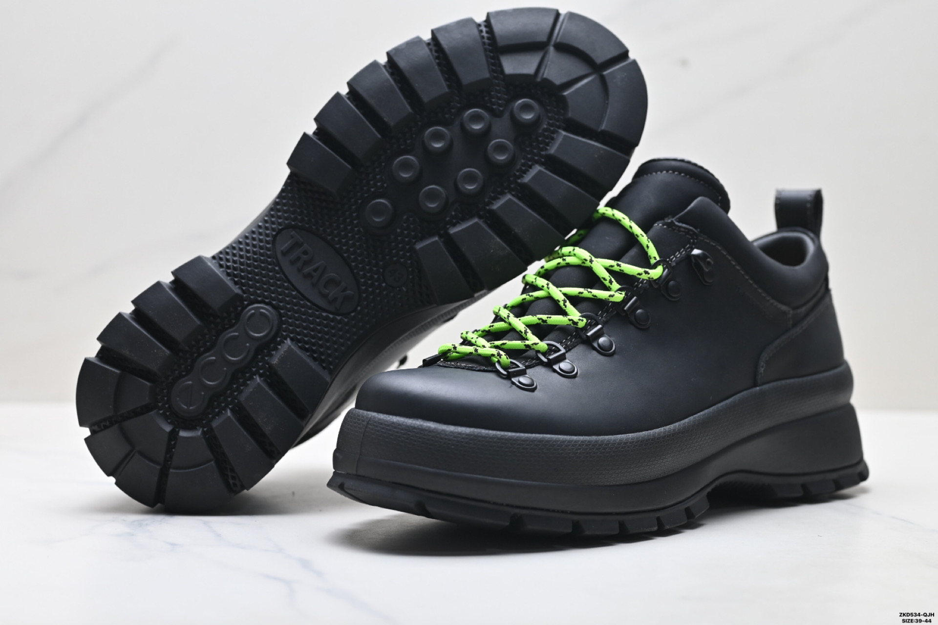 290 ECCO爱步马丁鞋男 厚底cleanfit皮鞋潮酷工装鞋 550614-510-Chinese UA Cheap High Quatity Brand Clothes Bags handbags Sneakers wholesale wholesaler seller from China Factory suppliers Fashion Clothing Shoes best Quality Beautiful Price 290 ECCO爱步马丁鞋男 厚底cleanfit皮鞋潮酷工装鞋 550614-510