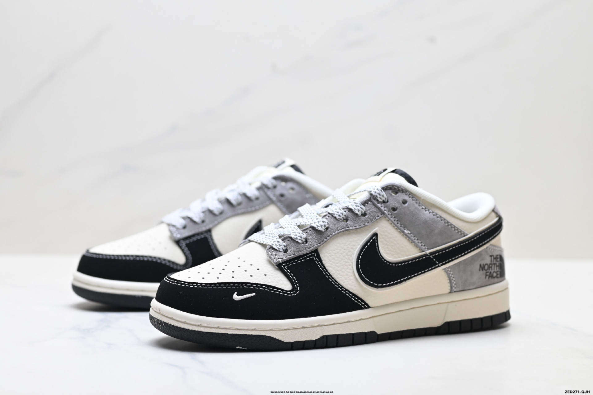 280 Nike Dunk Low Retro ‘DIY高端定制’耐克 低帮休闲运动板鞋 DN3168-010-Chinese UA Cheap High Quatity Brand Clothes Bags handbags Sneakers wholesale wholesaler seller from China Factory suppliers Fashion Clothing Shoes best Quality Beautiful Price 280 Nike Dunk Low Retro ‘DIY高端定制’耐克 低帮休闲运动板鞋 DN3168-010