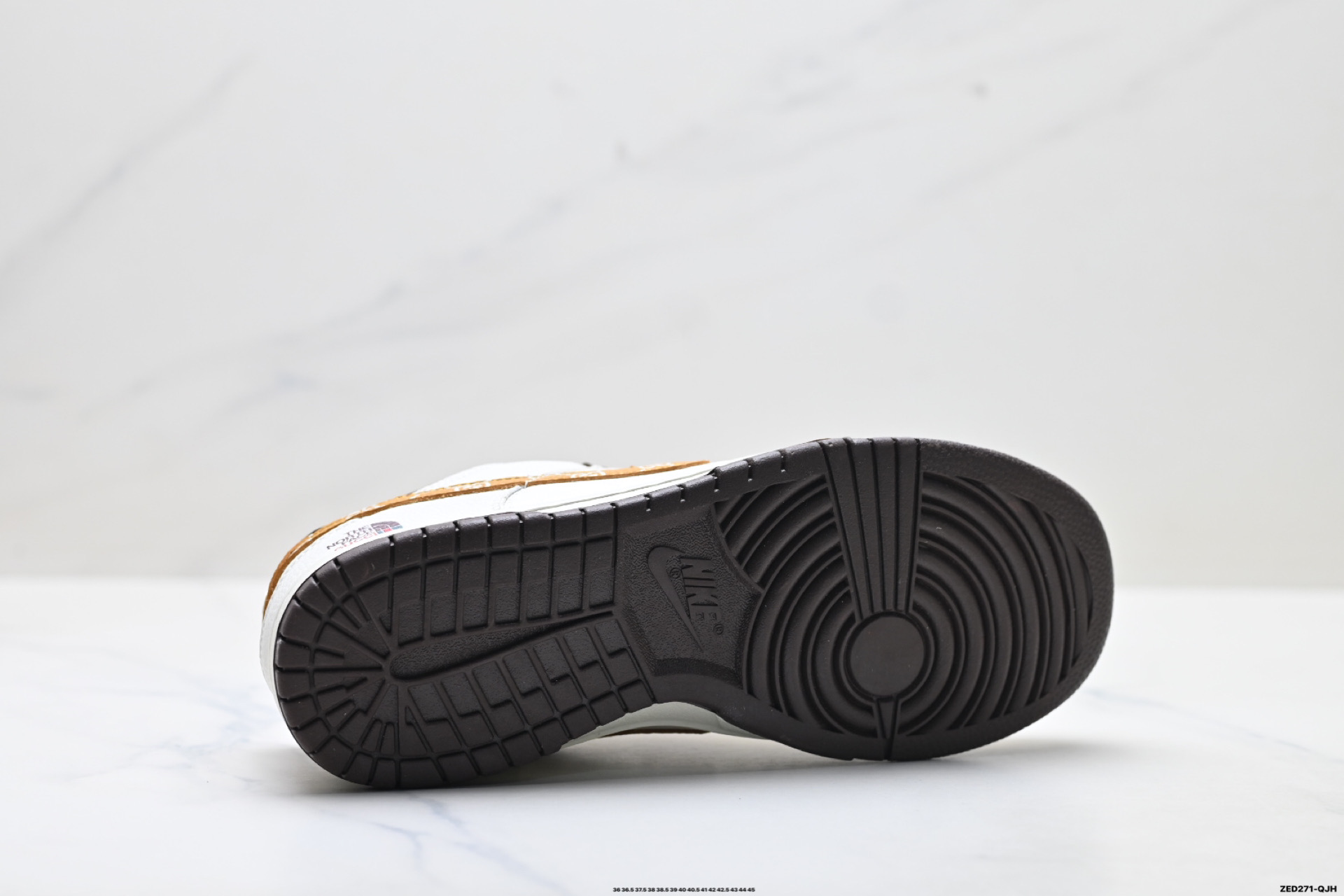 280 Nike Dunk Low Retro ‘DIY高端定制’耐克 低帮休闲运动板鞋 YF9511-916-Chinese UA Cheap High Quatity Brand Clothes Bags handbags Sneakers wholesale wholesaler seller from China Factory suppliers Fashion Clothing Shoes best Quality Beautiful Price 280 Nike Dunk Low Retro ‘DIY高端定制’耐克 低帮休闲运动板鞋 YF9511-916