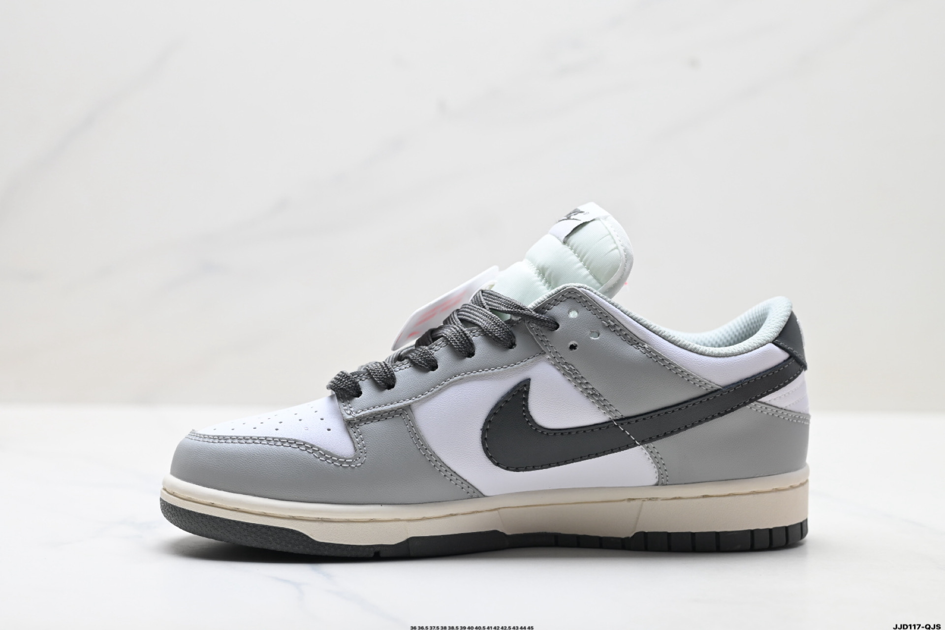 💰150
真标✅NIKE DUNK LOW 扣篮系列 耐克 复古低帮休闲运动滑板板鞋
货号:DD1503-117尺码:36 36.5 37.5 38 38.5 39 40 40.5 41 42 42.5 43 44 45
ID:JJD117-QJS