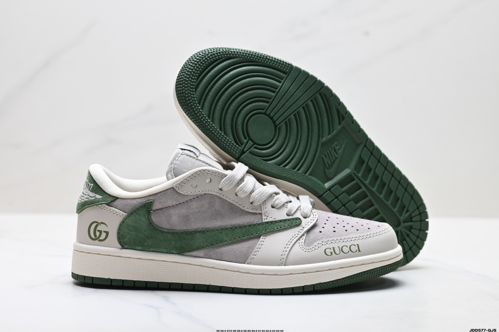 特价‼️💰140
公司级✅Nike Air Jordan 1 x Travis Scott AJ1倒勾 乔一倒钩 &lsquo;DIY&rsquo;定制 耐克 低帮文化篮球鞋 
完美品质出货 细节如图所示  鞋面切割工整  冲孔整齐干净 中底拉帮线 整体清洁度非常好
货号:LX1988-107
尺码:36 36.5 37.5 38 38.5 39 40 40.5 41 42 42.5 43 44 45
ID:JDD577-QJS