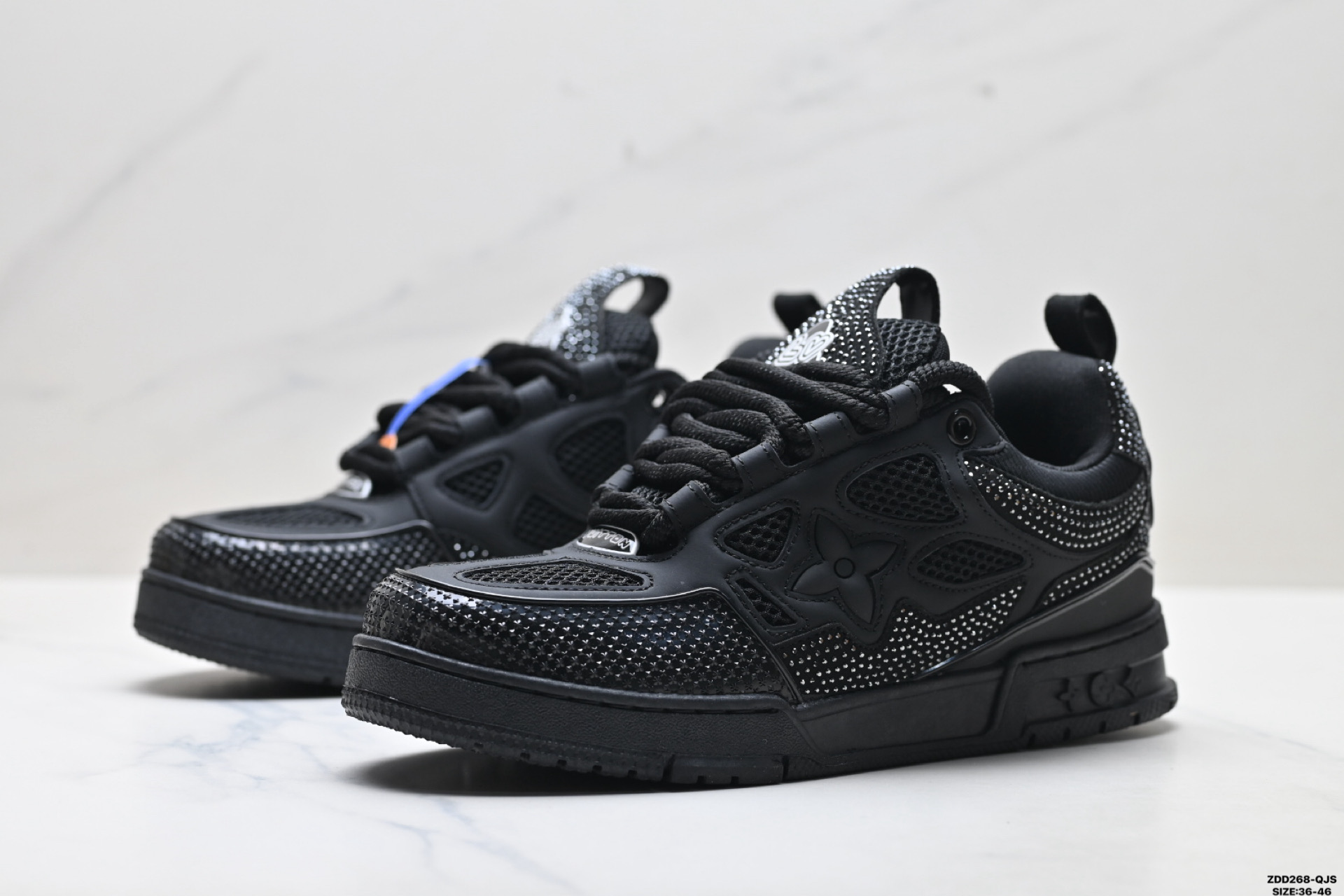 250 Louis Vuitton Trainer Sneaker Low 路易威登 休闲运动文化百搭板鞋-Chinese UA Cheap High Quatity Brand Clothes Bags handbags Sneakers wholesale wholesaler seller from China Factory suppliers Fashion Clothing Shoes best Quality Beautiful Price 250 Louis Vuitton Trainer Sneaker Low 路易威登 休闲运动文化百搭板鞋