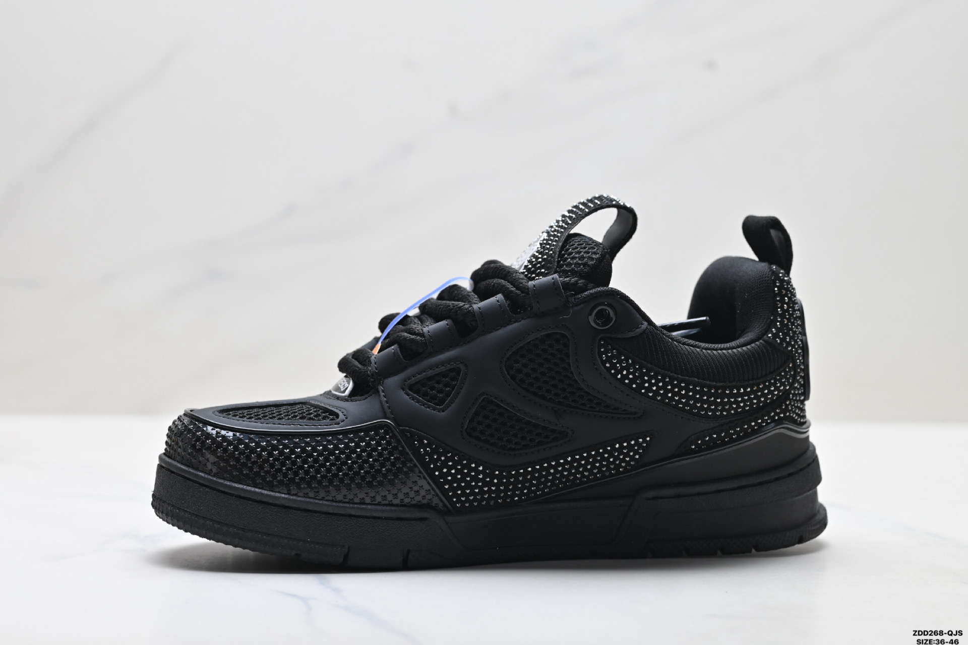 250 Louis Vuitton Trainer Sneaker Low 路易威登 休闲运动文化百搭板鞋-Chinese UA Cheap High Quatity Brand Clothes Bags handbags Sneakers wholesale wholesaler seller from China Factory suppliers Fashion Clothing Shoes best Quality Beautiful Price 250 Louis Vuitton Trainer Sneaker Low 路易威登 休闲运动文化百搭板鞋