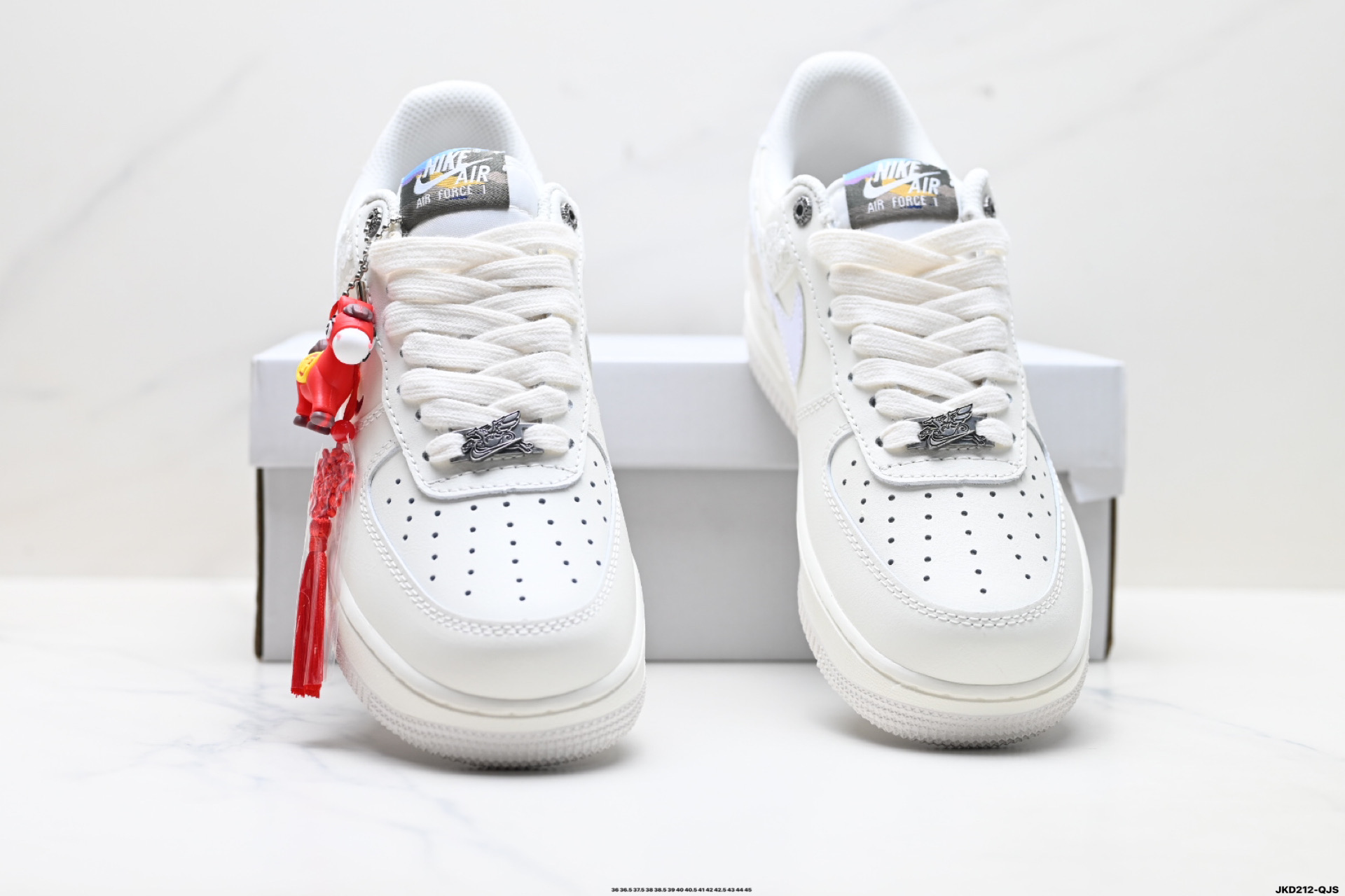 180 耐克Nike Air Force 1’07空军一号低帮百搭休闲运动板鞋 IQ1119-011-Chinese UA Cheap High Quatity Brand Clothes Bags handbags Sneakers wholesale wholesaler seller from China Factory suppliers Fashion Clothing Shoes best Quality Beautiful Price 180 耐克Nike Air Force 1’07空军一号低帮百搭休闲运动板鞋 IQ1119-011