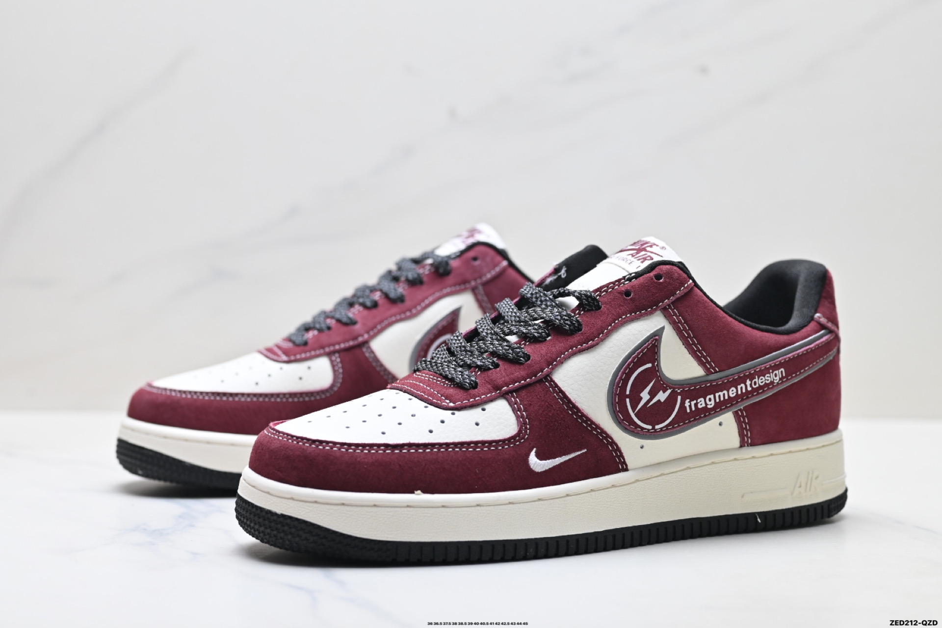 NIKE AIR FORCE 1‘07 LV8 SS1979-002