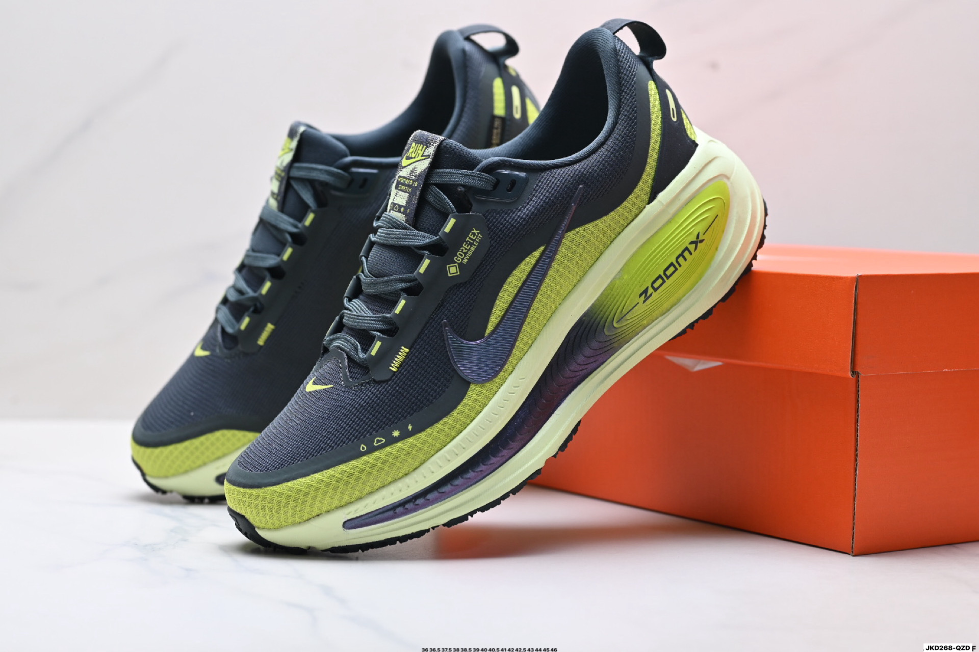 Nike VOMERO 18 GTX 耐克 舒适减震防滑 低帮跑步鞋 全掌ReactX泡绵中底 HQ7001-100