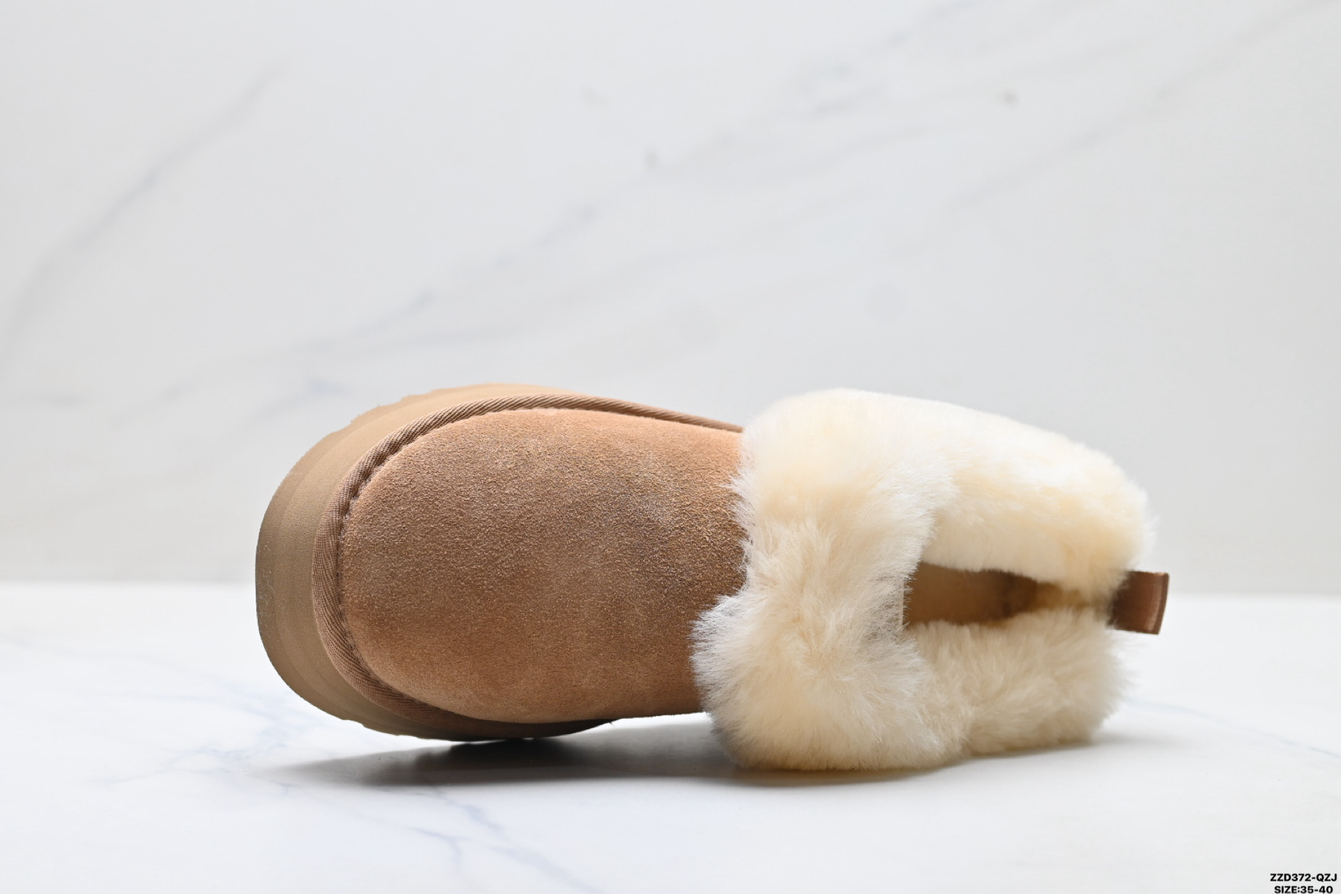 UGG CLASSIC MINI 轻便舒适 麂皮 低帮保暖雪地靴 1171393-Top High Quatity Cheap Sneakers Fashion Clothing Clothes Bags handbags Shoes of all Brand wholesale With The best Quality And Beautiful Price from China Factory Chinese suppliers wholesaler seller UGG CLASSIC MINI 轻便舒适 麂皮 低帮保暖雪地靴 1171393