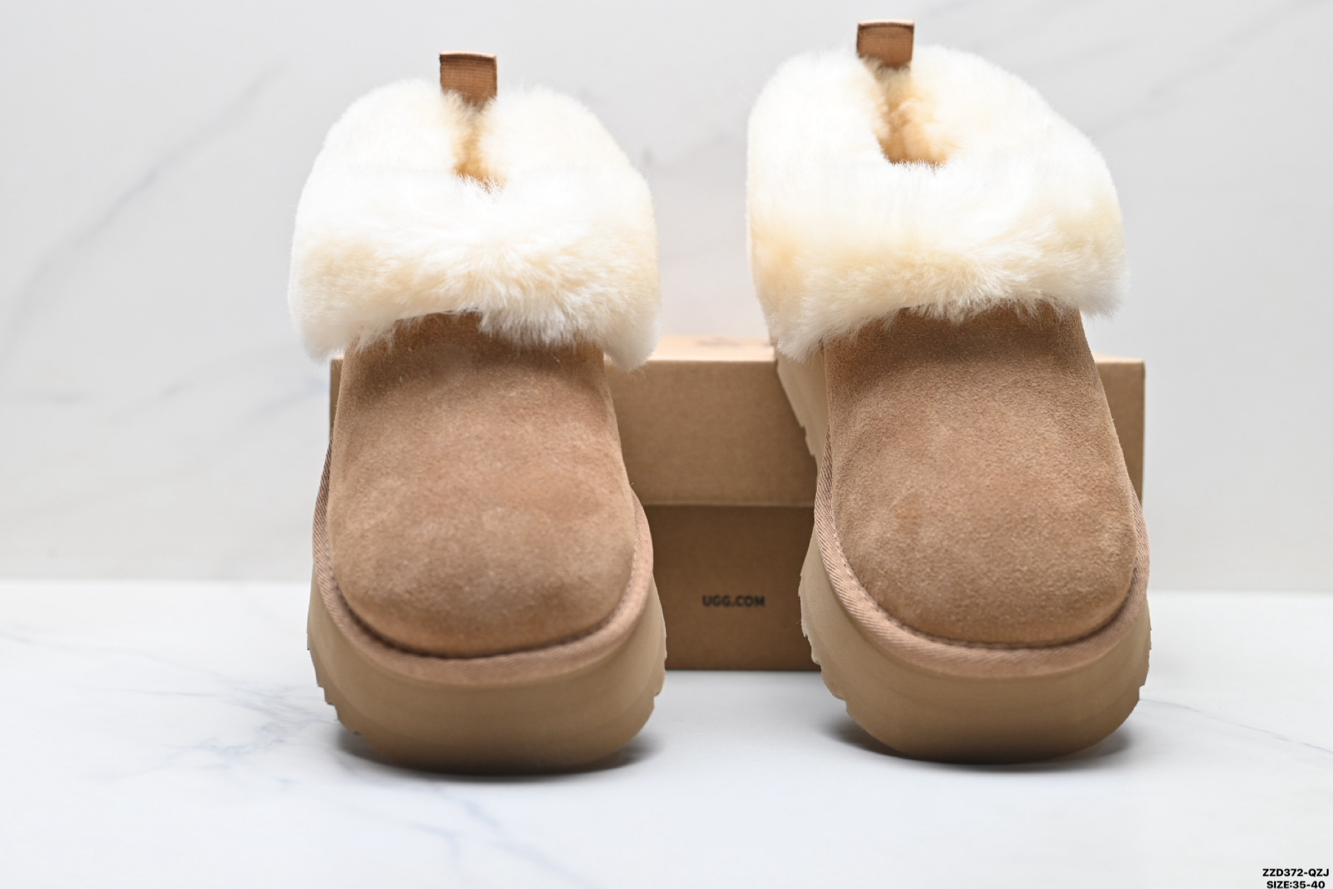 UGG CLASSIC MINI 轻便舒适 麂皮 低帮保暖雪地靴 1171393-Top High Quatity Cheap Sneakers Fashion Clothing Clothes Bags handbags Shoes of all Brand wholesale With The best Quality And Beautiful Price from China Factory Chinese suppliers wholesaler seller UGG CLASSIC MINI 轻便舒适 麂皮 低帮保暖雪地靴 1171393