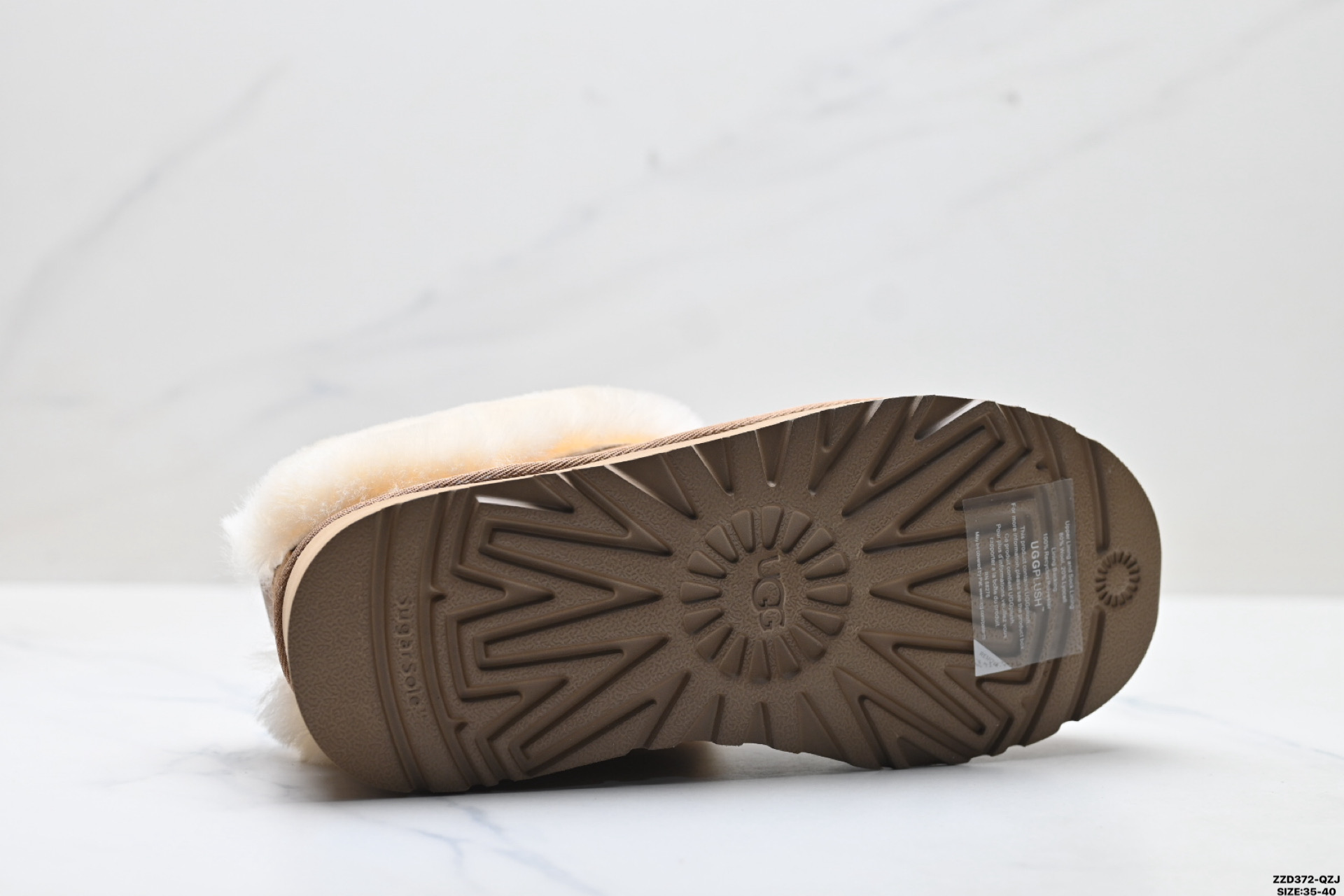 UGG CLASSIC MINI 轻便舒适 麂皮 低帮保暖雪地靴 1171393-Top High Quatity Cheap Sneakers Fashion Clothing Clothes Bags handbags Shoes of all Brand wholesale With The best Quality And Beautiful Price from China Factory Chinese suppliers wholesaler seller UGG CLASSIC MINI 轻便舒适 麂皮 低帮保暖雪地靴 1171393