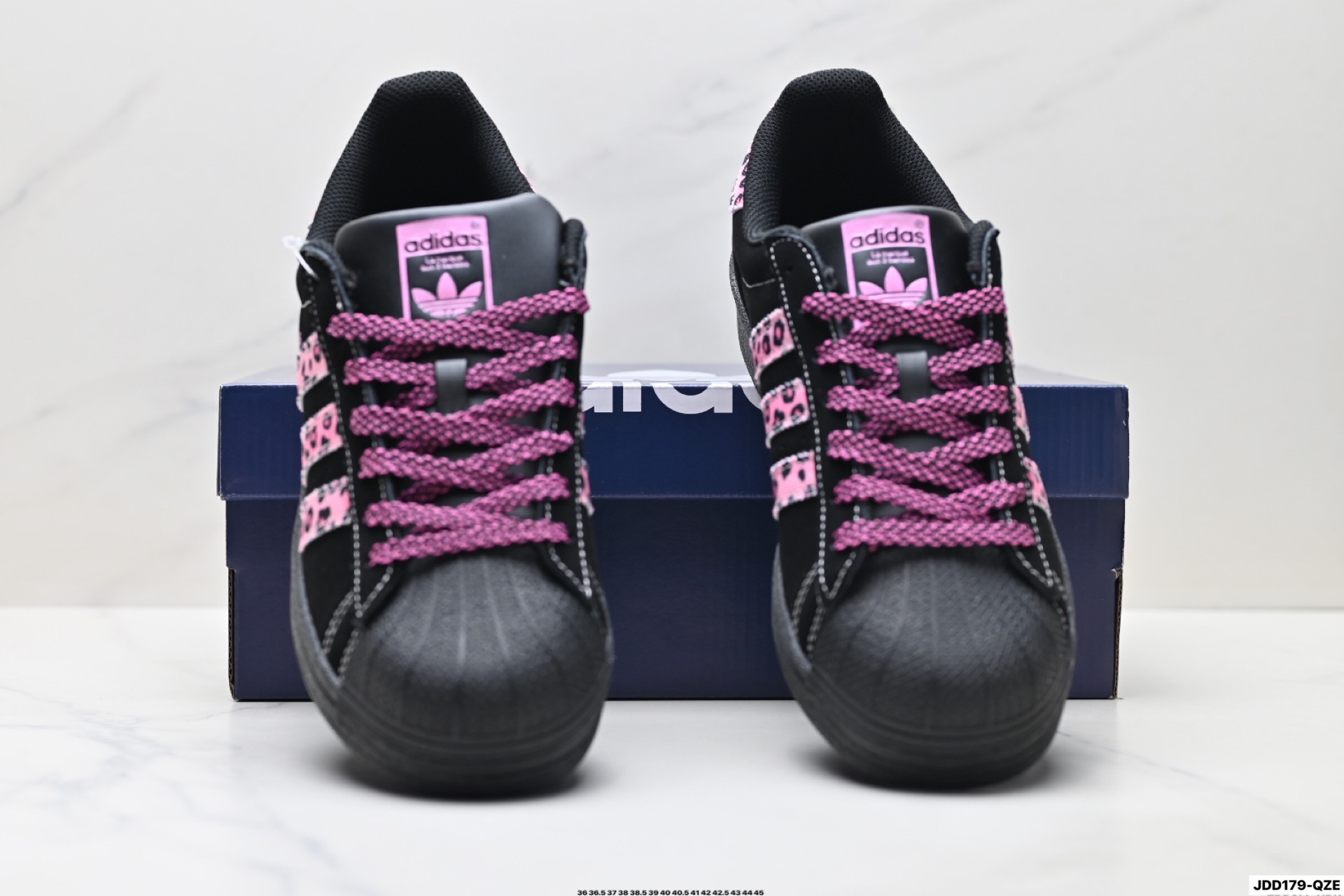 Adidas Originals Superstar 阿迪达斯 三叶草 贝壳头’DIY’系列低帮经典百搭休闲运动板鞋 AD8018-Top High Quatity Cheap Sneakers Fashion Clothing Clothes Bags handbags Shoes of all Brand wholesale With The best Quality And Beautiful Price from China Factory Chinese suppliers wholesaler seller Adidas Originals Superstar 阿迪达斯 三叶草 贝壳头’DIY’系列低帮经典百搭休闲运动板鞋 AD8018