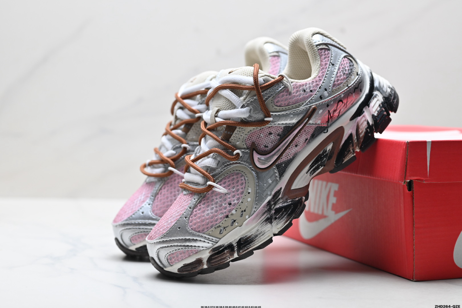 NIKE V5 RNR ’DIY’定制 Tekno耐克复古潮流百搭休闲运动旅游老爹鞋 HQ7901-102-Top High Quatity Cheap Sneakers Fashion Clothing Clothes Bags handbags Shoes of all Brand wholesale With The best Quality And Beautiful Price from China Factory Chinese suppliers wholesaler seller NIKE V5 RNR ’DIY’定制 Tekno耐克复古潮流百搭休闲运动旅游老爹鞋 HQ7901-102