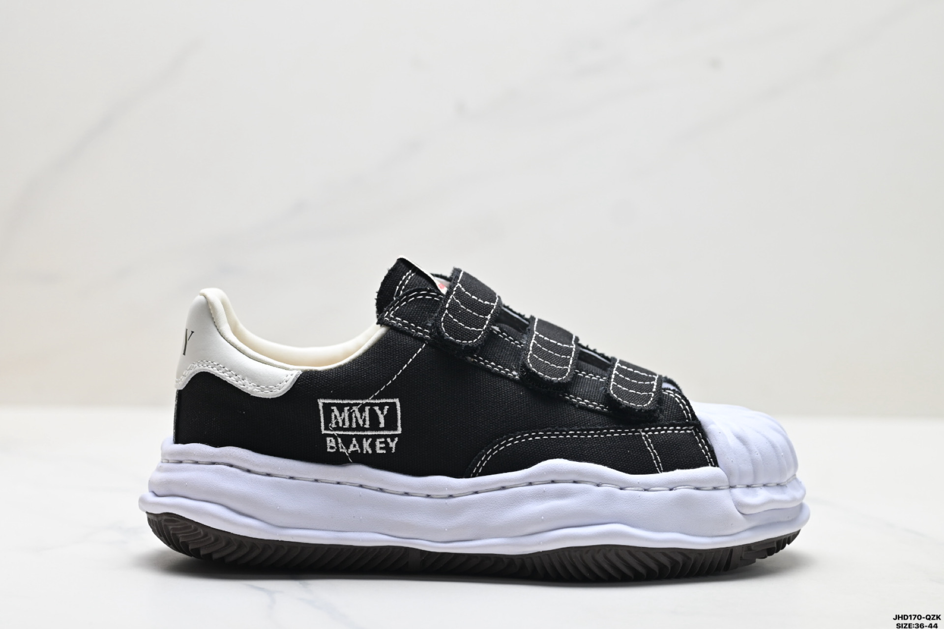 💰180
公司级✅MIHARA YASUHIRO三原康裕 Hank 运动 低帮 MMY时尚帆布板鞋
尺码:36-44
ID:JHD170-QZK