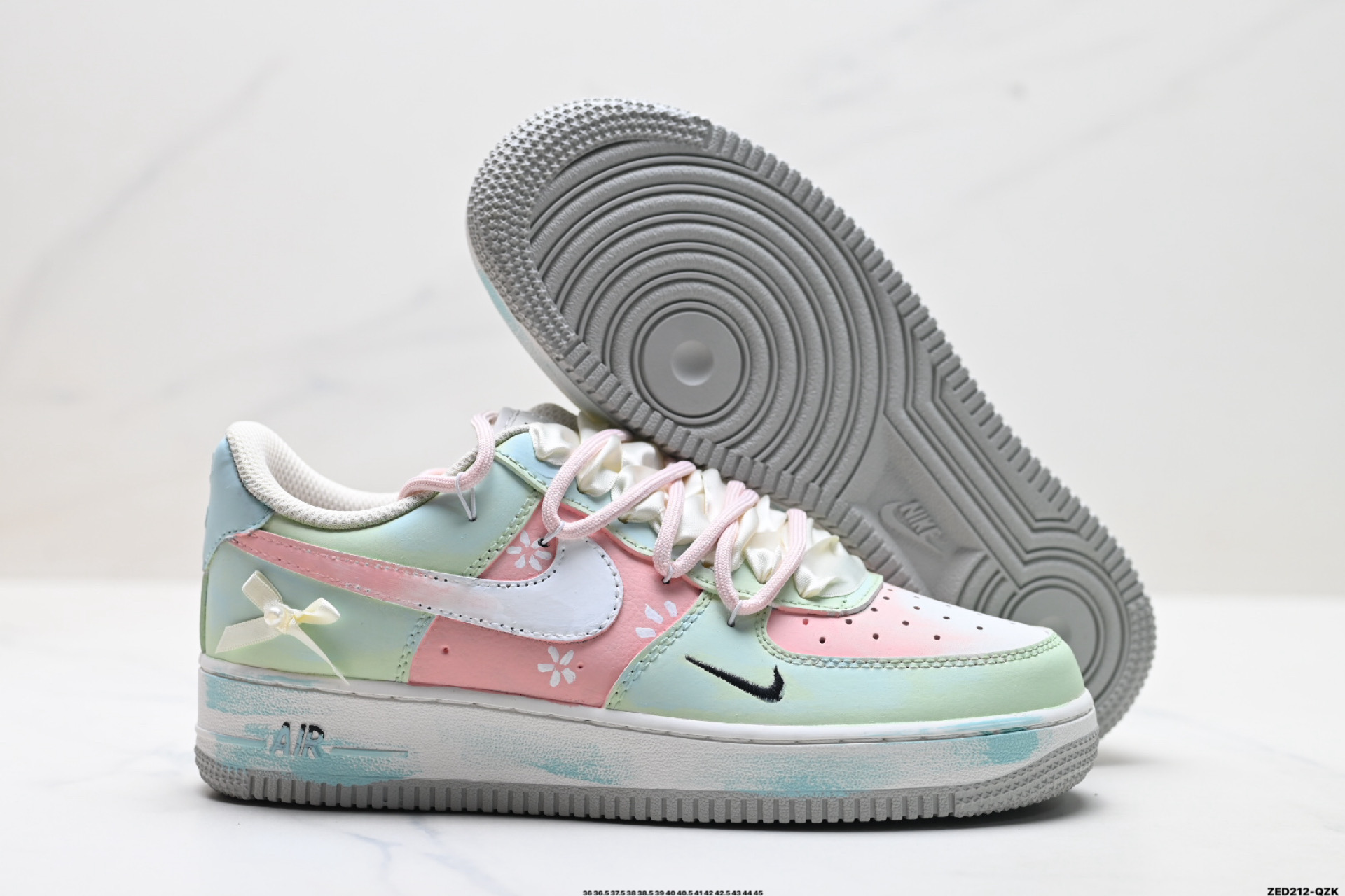 NIKE AIR FORCE 1‘07 LV8 FB1839-818