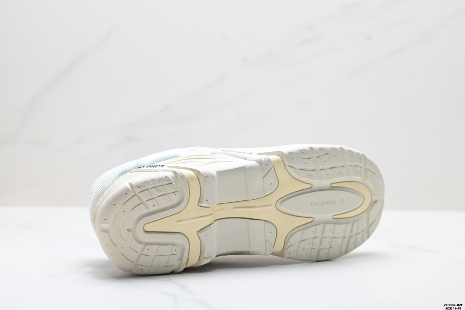 280 RAF SIMONS CYLON-21 潮流运动 织物皮革 圆头系带 低帮休闲鞋 HR740006S