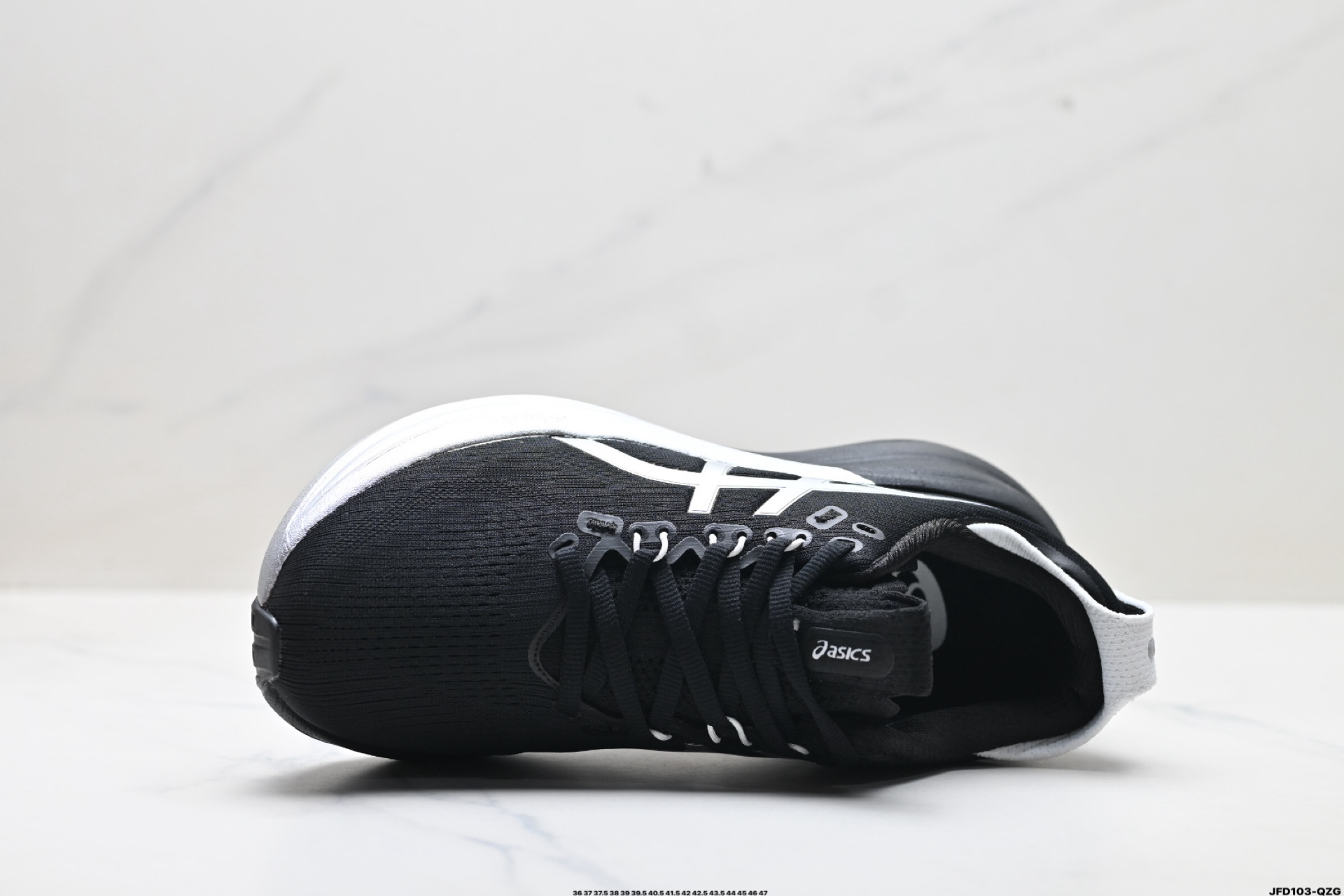 Asics Gel-Nimbus 28 舒适防滑耐磨低帮休闲跑步鞋 1011C145-001 Asics Gel-Nimbus 28 舒适防滑耐磨低帮休闲跑步鞋 1011C145-001