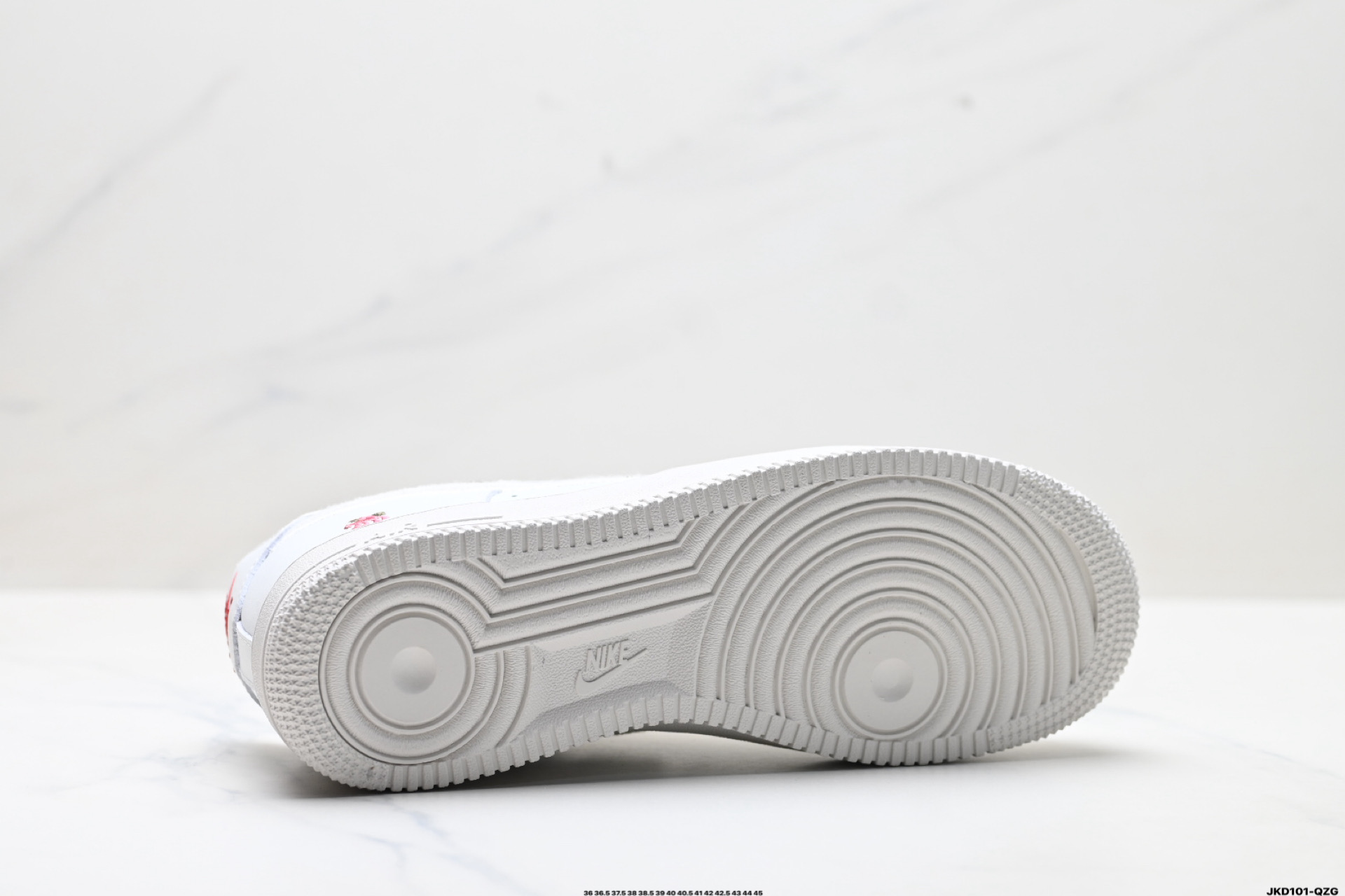 180 耐克Nike Air Force 1’07空军一号低帮百搭休闲运动板鞋 IQ1143-100-Chinese UA Cheap High Quatity Brand Clothes Bags handbags Sneakers wholesale wholesaler seller from China Factory suppliers Fashion Clothing Shoes best Quality Beautiful Price 180 耐克Nike Air Force 1’07空军一号低帮百搭休闲运动板鞋 IQ1143-100