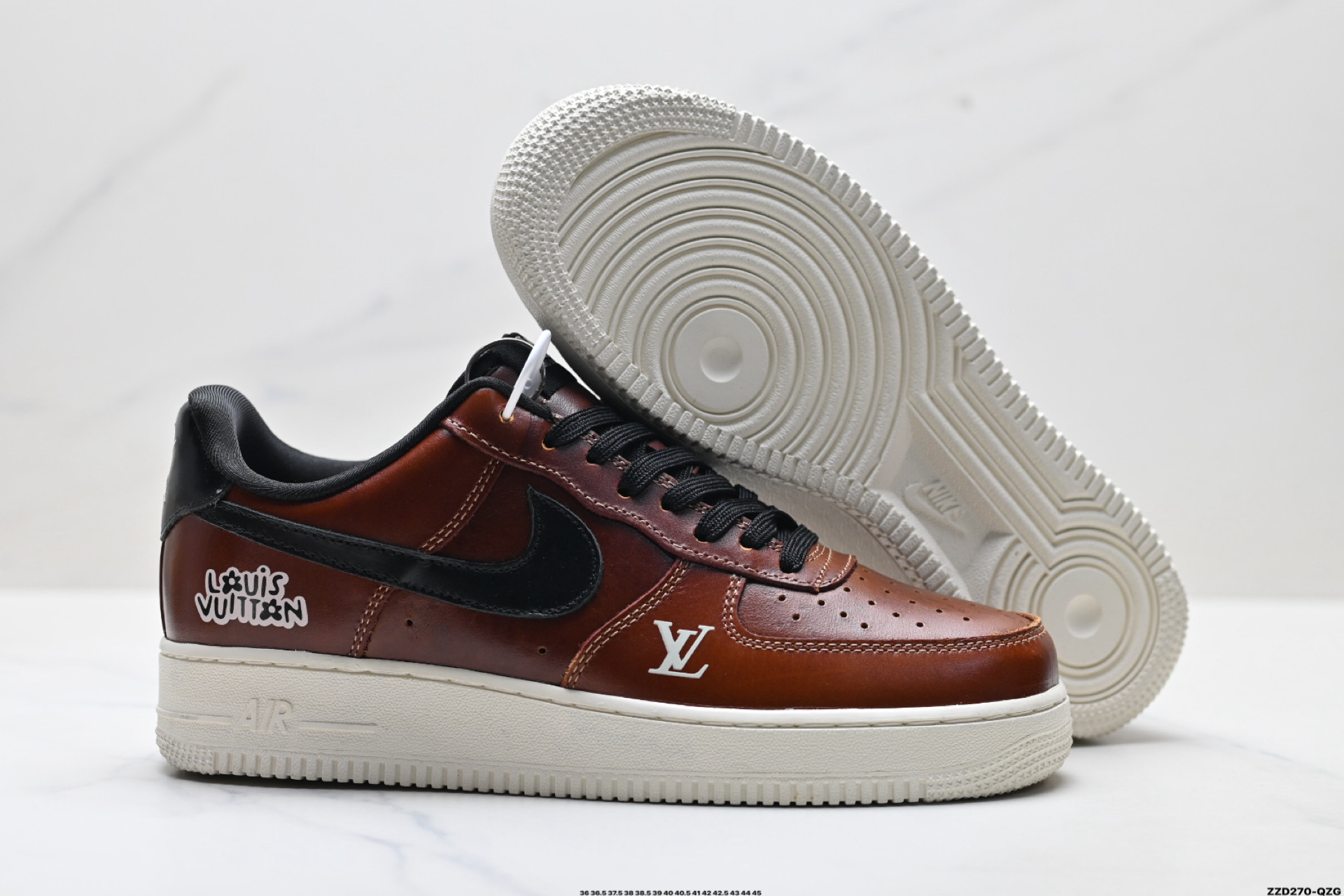 NIKE AIR FORCE 1‘07 LV8 DF0188-120