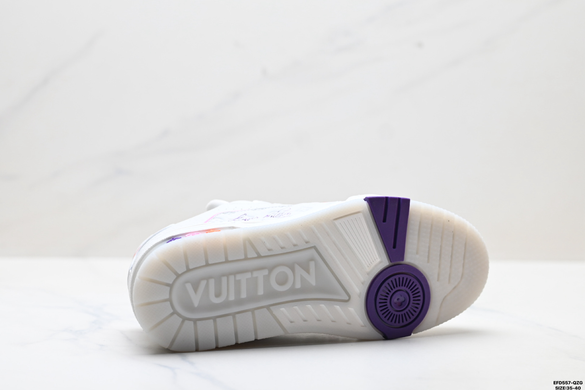 Louis Vuitton Trainer Sneaker Low 路易威登 休闲运动文化百搭板鞋 Louis Vuitton Trainer Sneaker Low 路易威登 休闲运动文化百搭板鞋