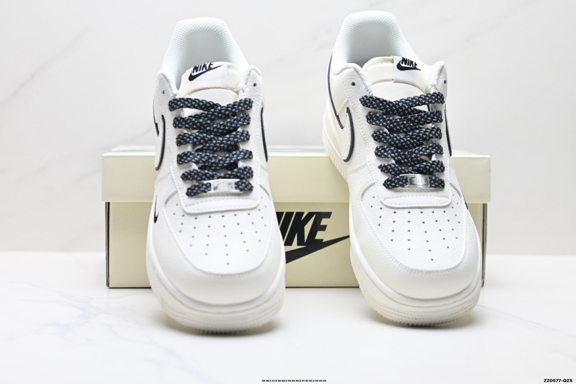 270 NIKE AIR FORCE 1‘07 CS5288-051
