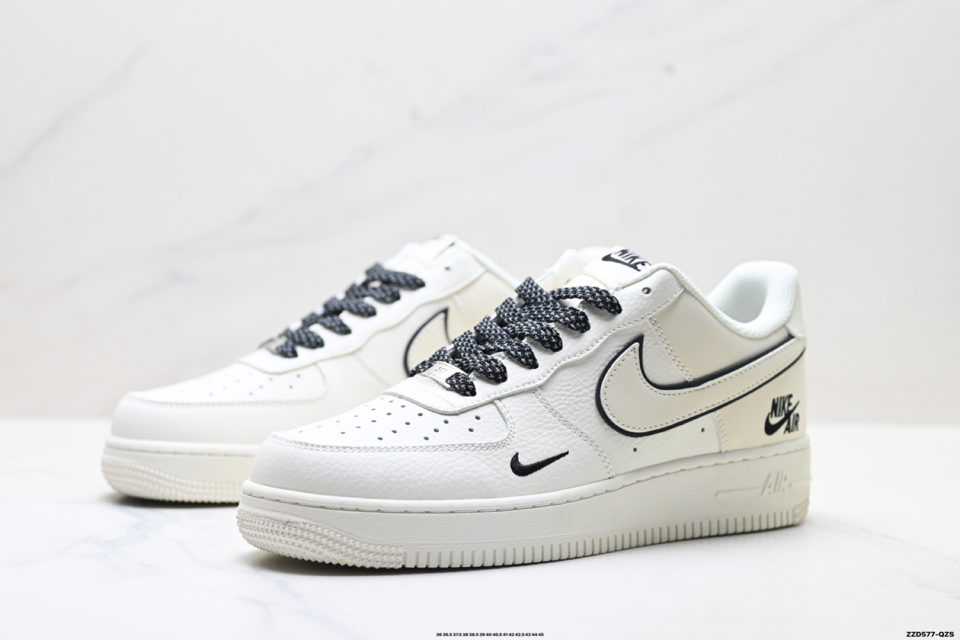 270 NIKE AIR FORCE 1‘07 CS5288-051