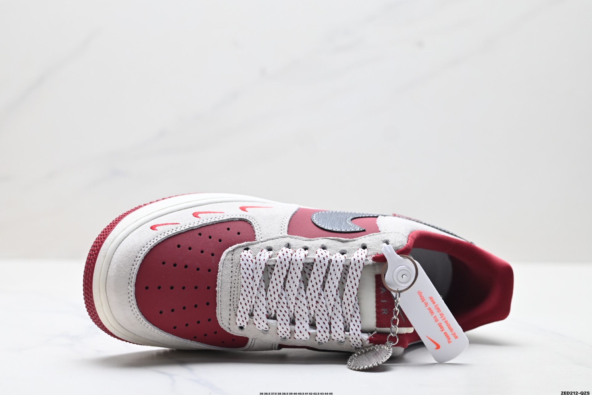 280 NIKE AIR FORCE 1‘07 LV8 SY1388-014