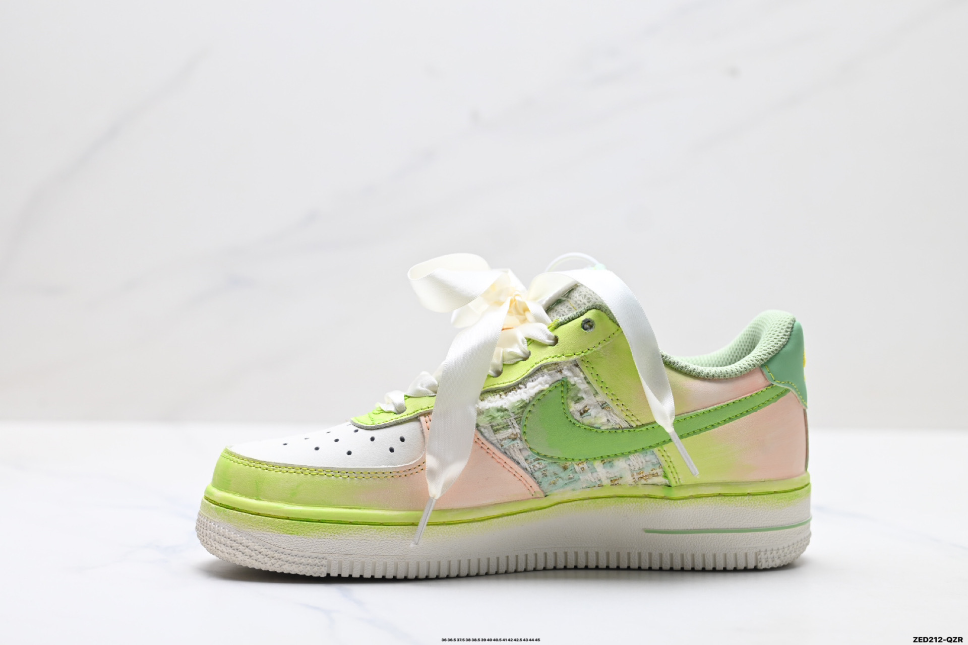 NIKE AIR FORCE 1‘07 LV8 FJ7740-101 NIKE AIR FORCE 1‘07 LV8 FJ7740-101