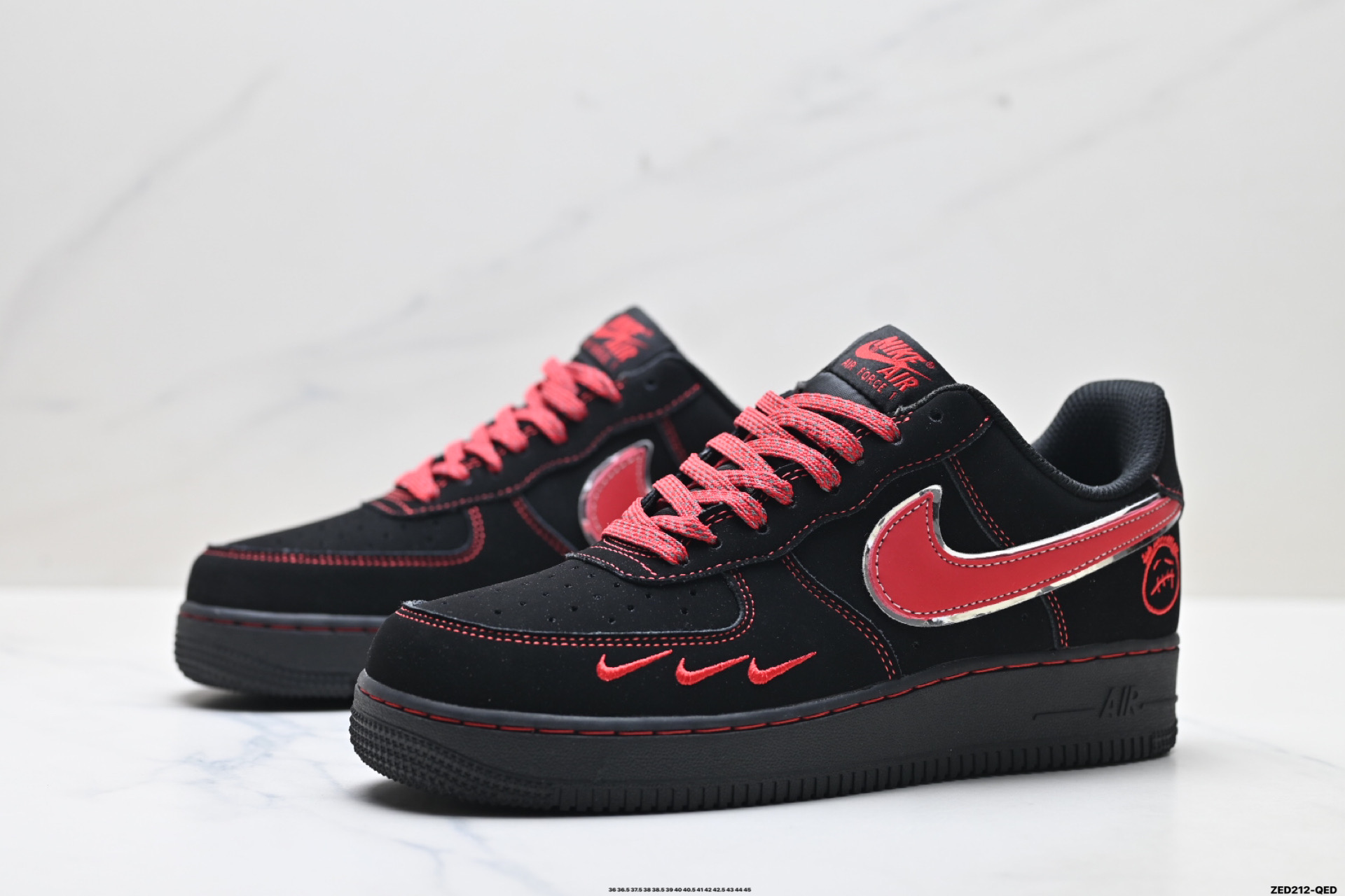 NIKE AIR FORCE 1‘07 DD1982-339 NIKE AIR FORCE 1‘07 DD1982-339