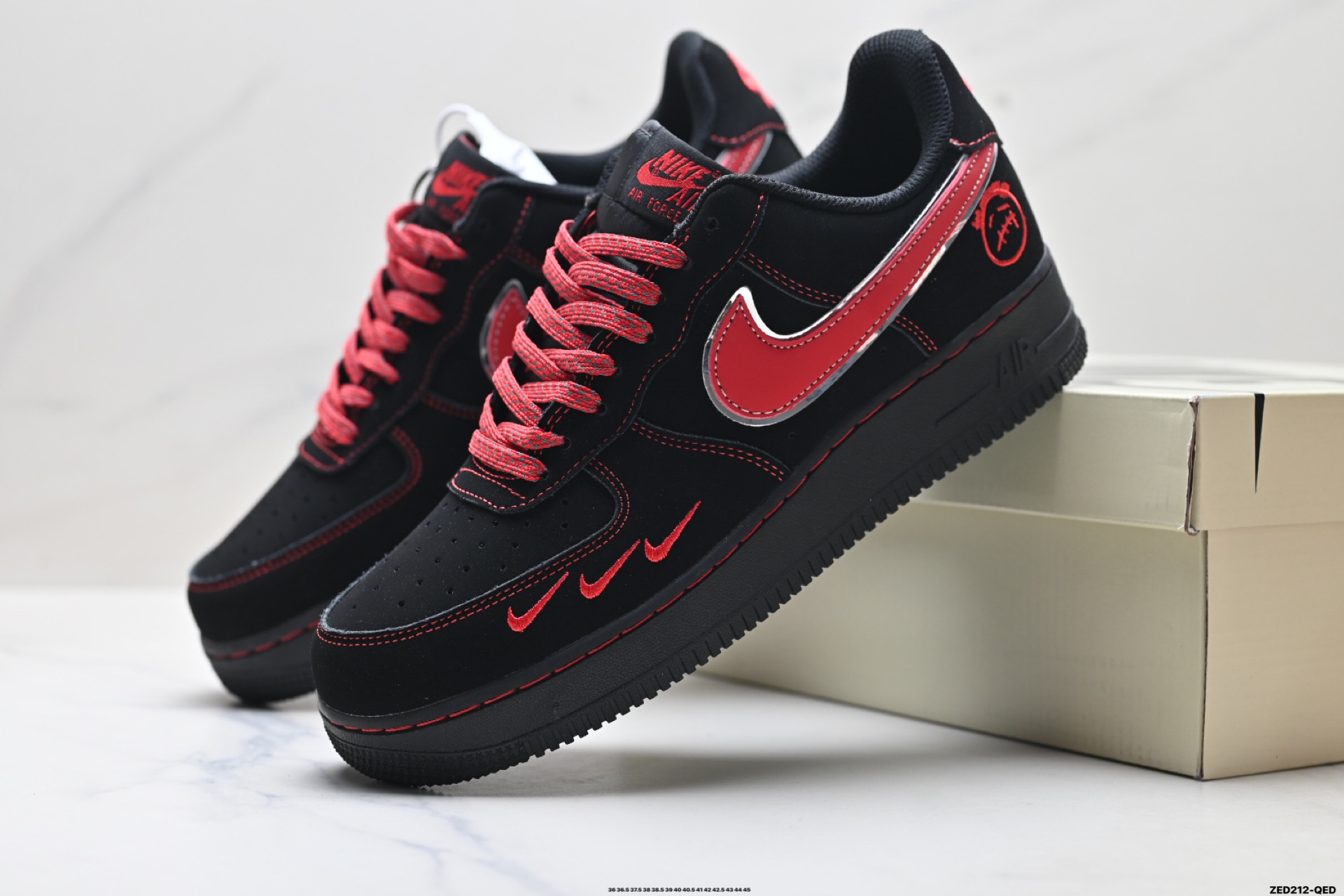 NIKE AIR FORCE 1‘07 DD1982-339 NIKE AIR FORCE 1‘07 DD1982-339
