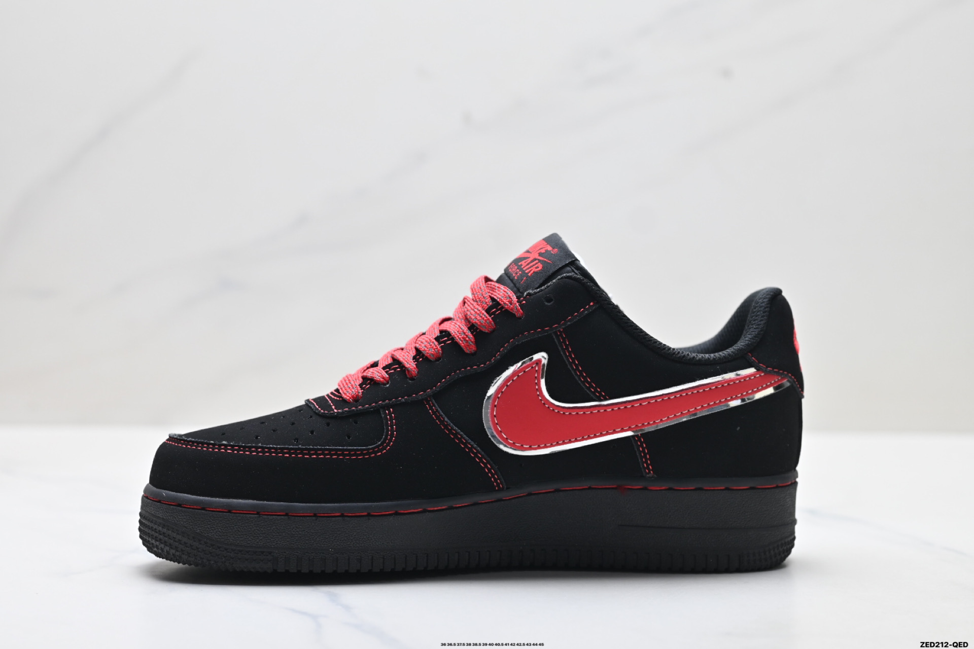 NIKE AIR FORCE 1‘07 DD1982-339 NIKE AIR FORCE 1‘07 DD1982-339
