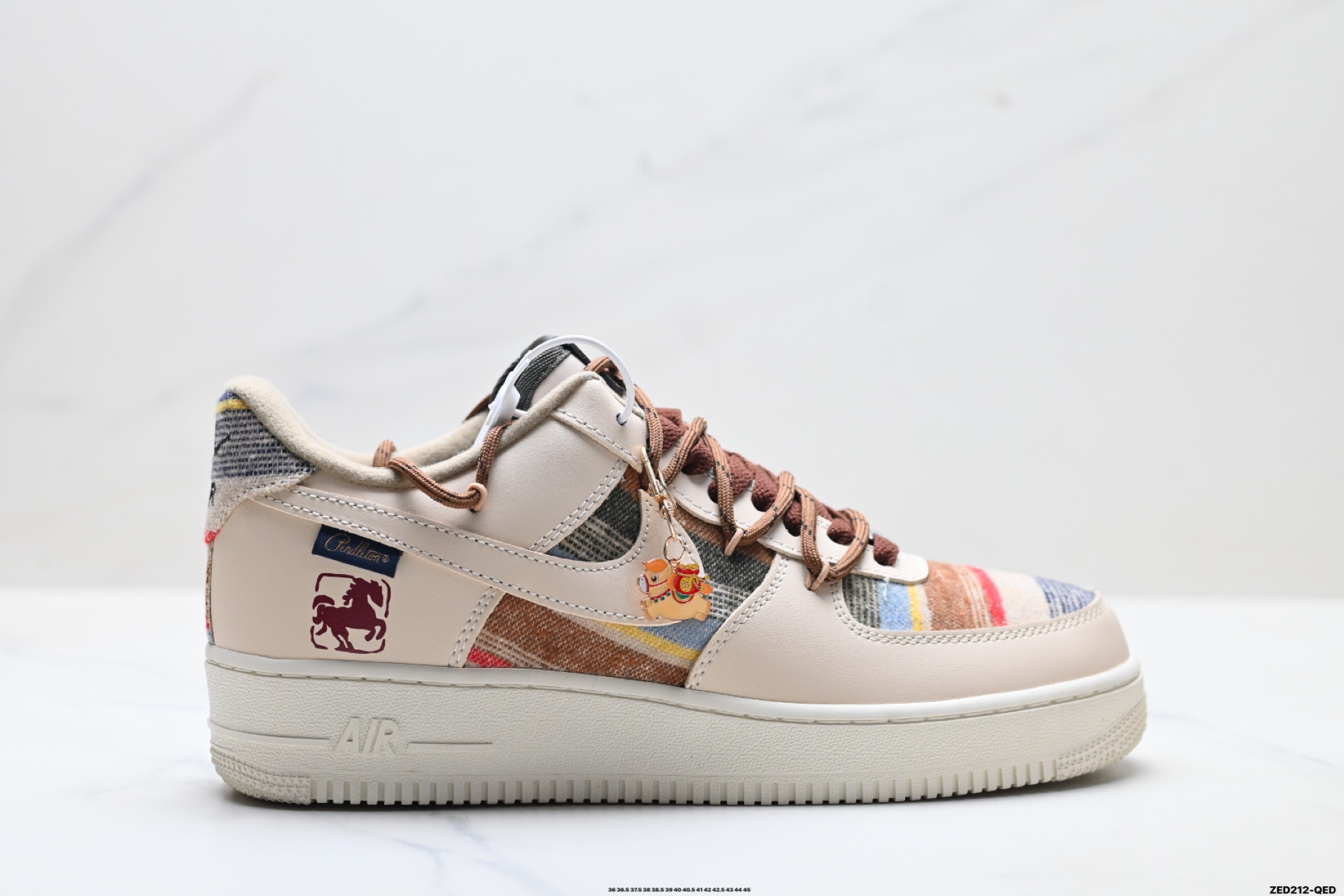 NIKE AIR FORCE 1‘07 CW1186-230 NIKE AIR FORCE 1‘07 CW1186-230