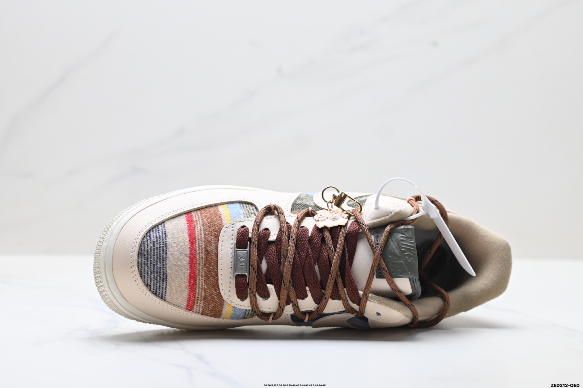 NIKE AIR FORCE 1‘07 CW1186-230 NIKE AIR FORCE 1‘07 CW1186-230