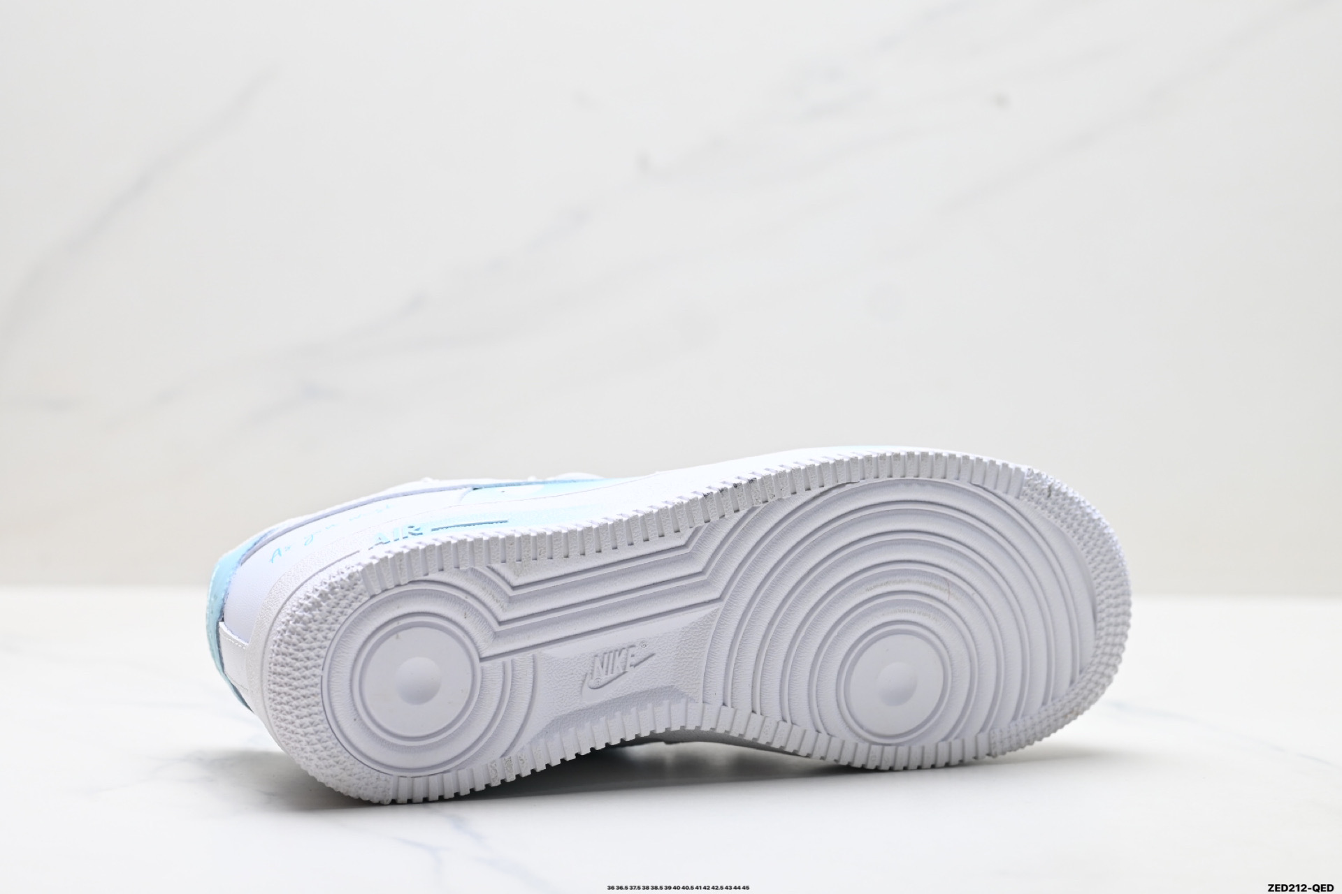 NIKE AIR FORCE 1‘07 ZH0316-028 NIKE AIR FORCE 1‘07 ZH0316-028
