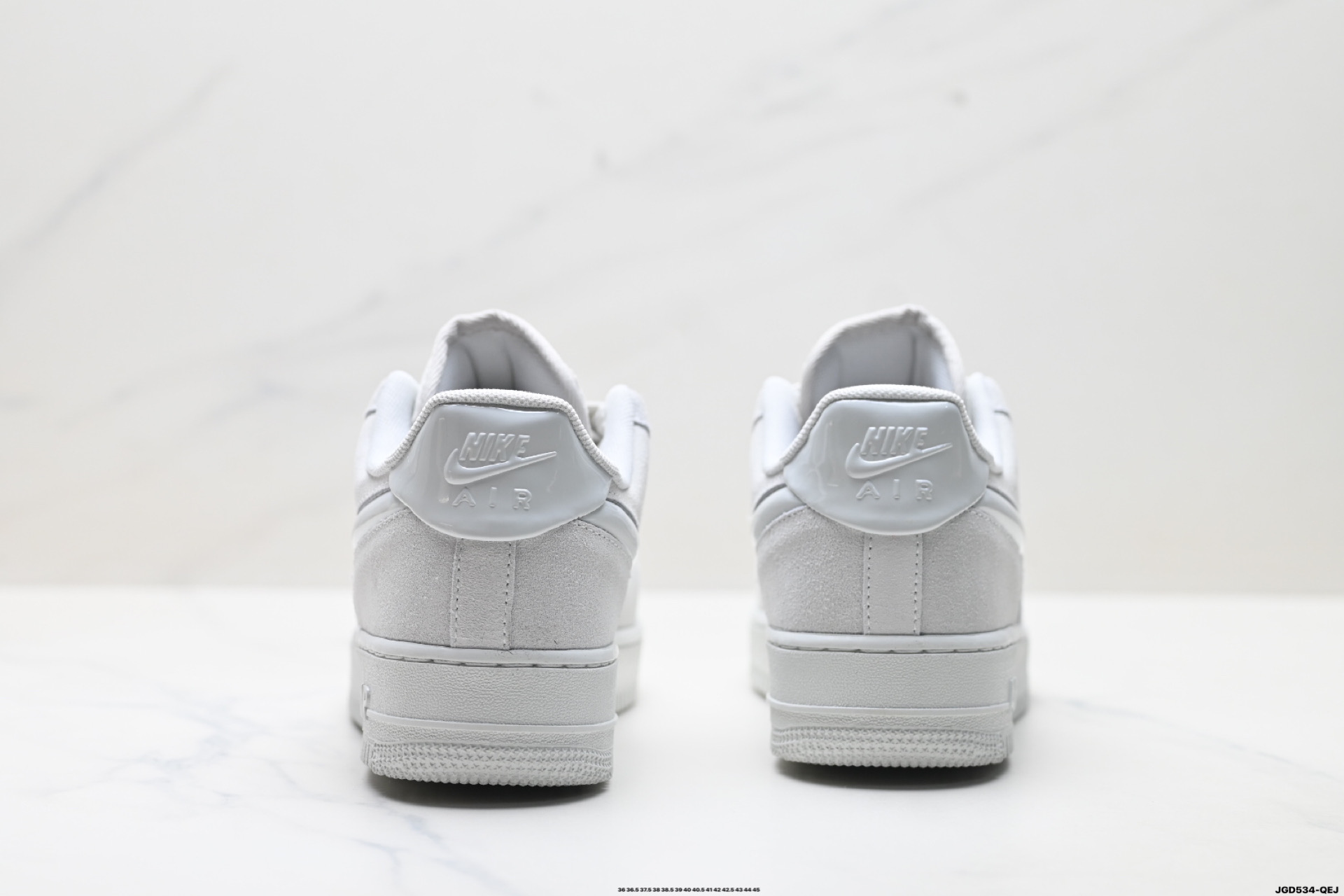 NIKE AIR FORCE 1‘07 HV4406-001 NIKE AIR FORCE 1‘07 HV4406-001